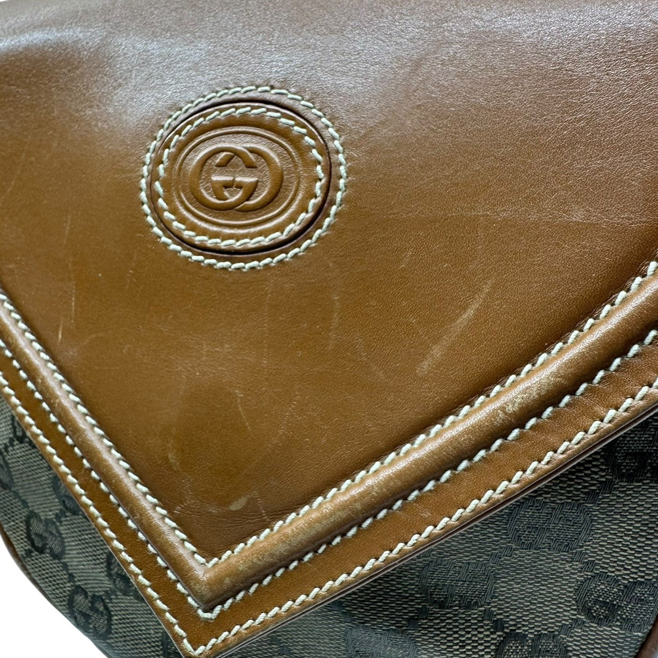 GUCCI(グッチ) Vintage GG logo flap shoulder bag ヴィンテージ GGロゴ フラップ ショルダー バッグ 007・261・0081 ブラウン×ベージュ