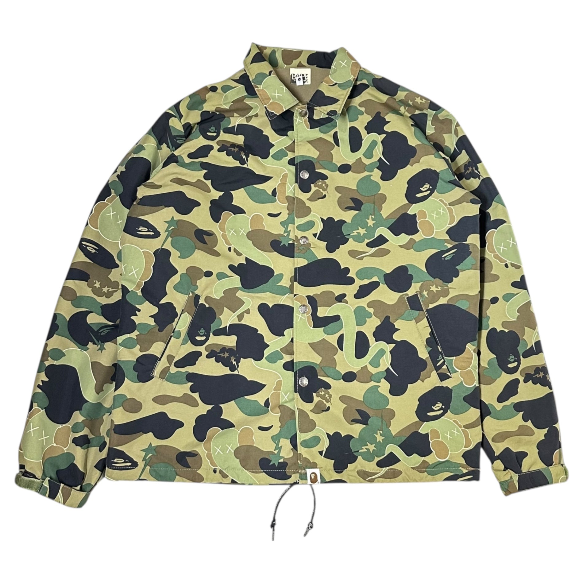 BAPE BY A BATHING APE(ベイプ バイ アベイシングエイプ) ×KAWS 1st camo Nylon Coach Jacket カウズ コラボ ファーストカモ ナイロン コーチ ジャケット M グリーン
