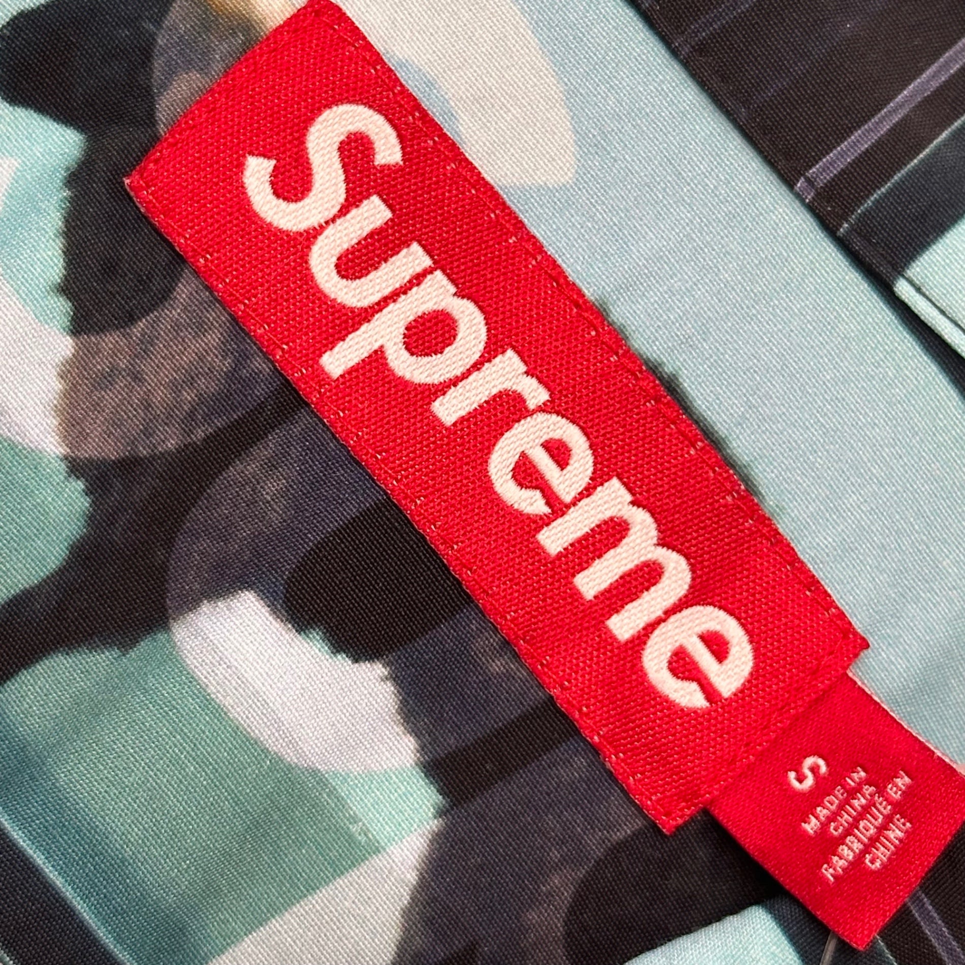 SUPREME(シュプリーム) 2025SS Damien Hirst S/S Shirt ダミアン ハースト 半袖 シャツ S スカイブルー×ブラック レーヨン オープンカラー