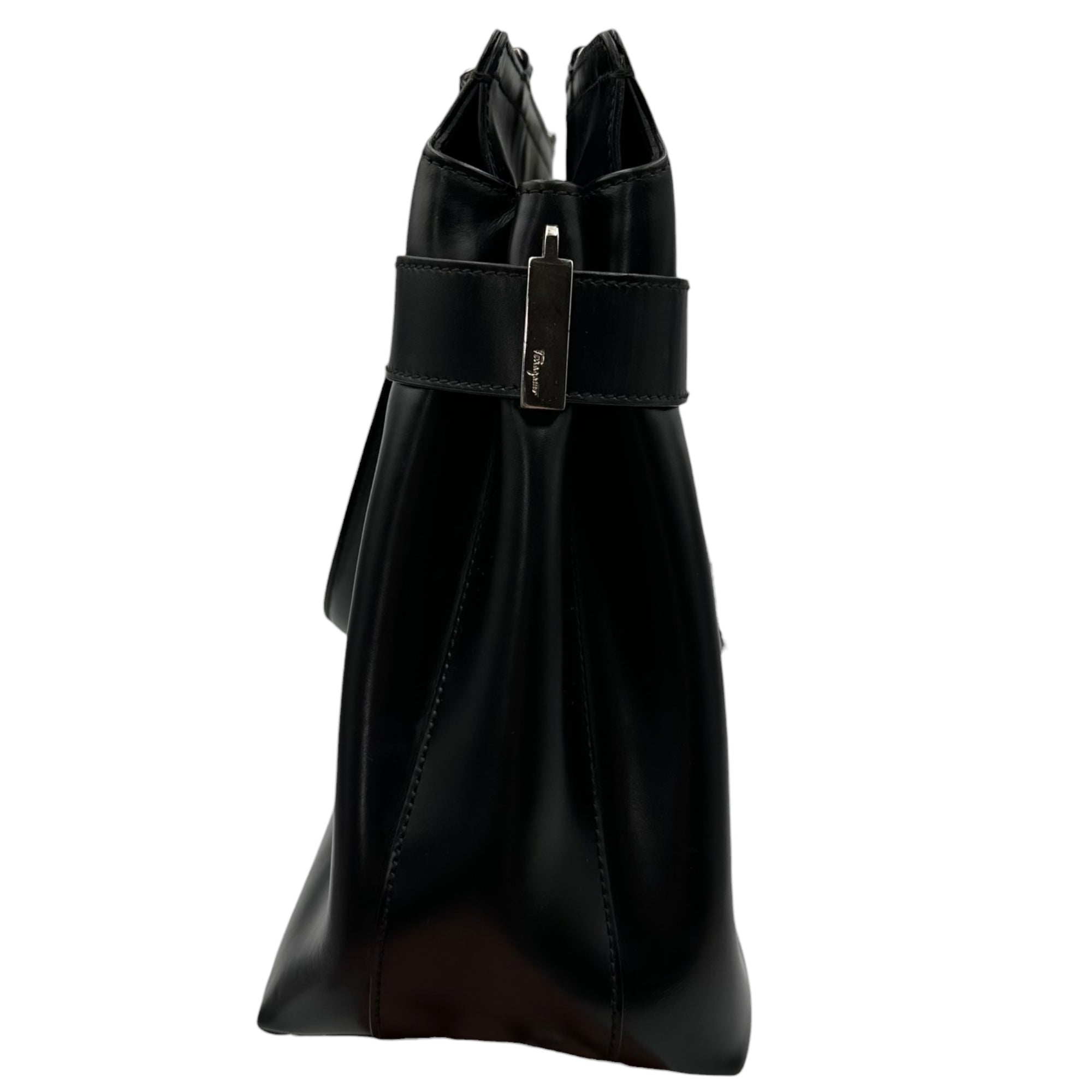 Salvatore Ferragamo(サルヴァトーレフェラガモ) Gancini High-Shine Leather hand Bag ガンチーニ ハイシャイン レザー ハンド バッグ DY-21 0166 ブラック