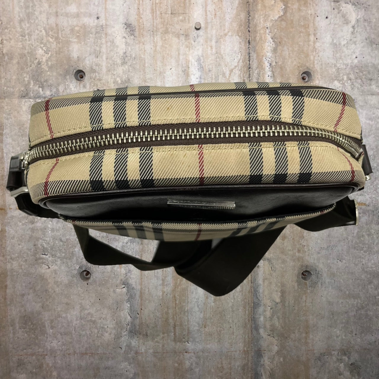 BURBERRY(バーバリー) ノヴァチェックショルダーバッグ/ショルダーポーチ ベージュ ロゴプレート/斜め掛け