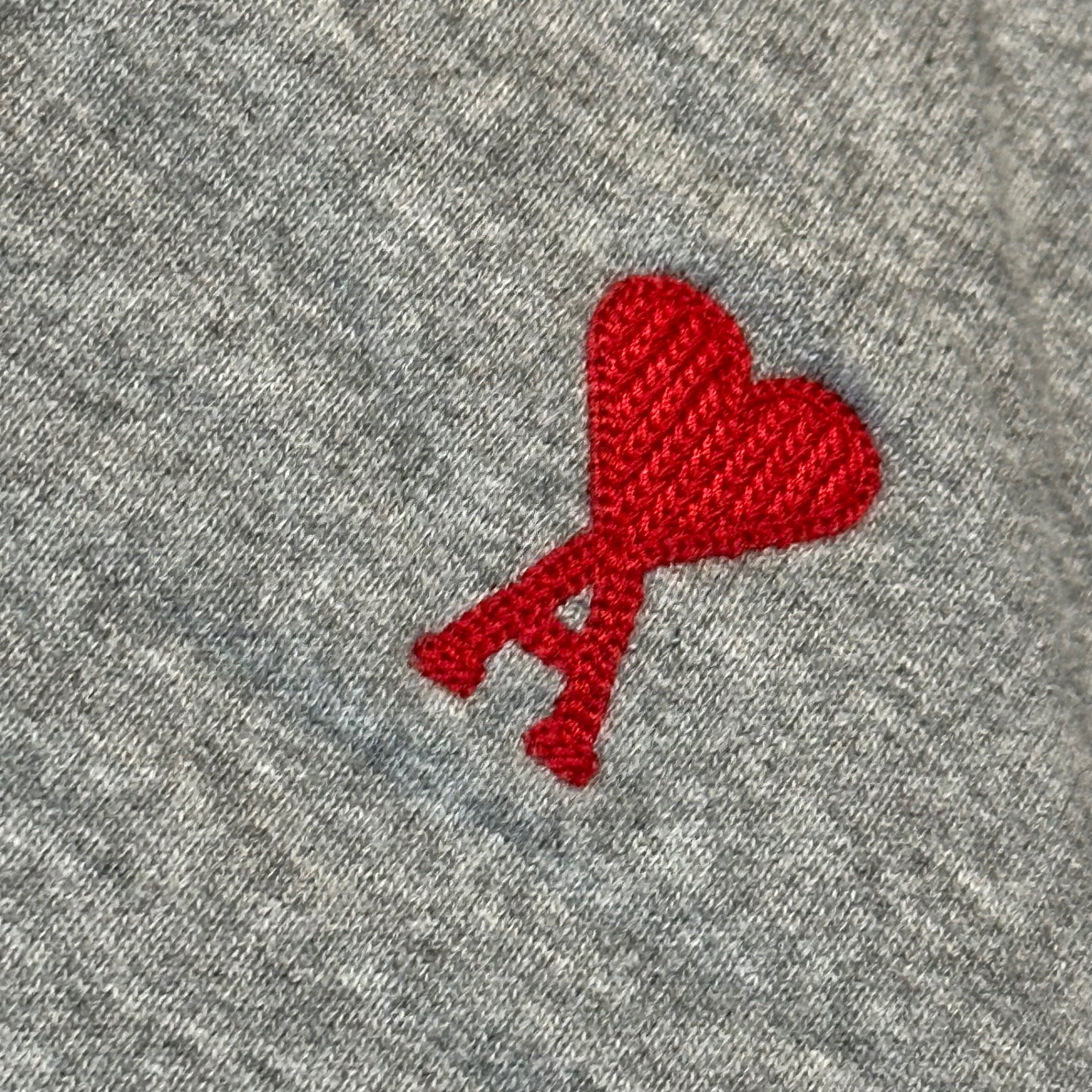 ami alexandre mattiussi(アミアレクサンドルマテュッシ) 24SS SMALL RED AMI DE COEUR HOODIE ハート ロゴ 刺繍 プルオーバー パーカー BFUSW200.730 L ライトグレー AMI PARIS
