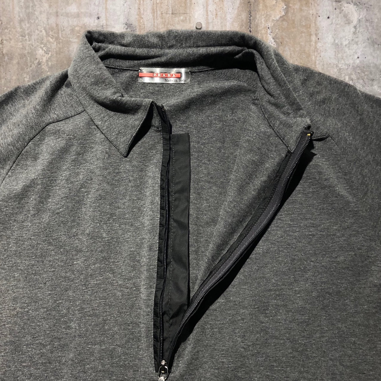 PRADA SPORT(プラダスポーツ) ハージジップバックポケットプルオーバー M グレー アーカイヴ