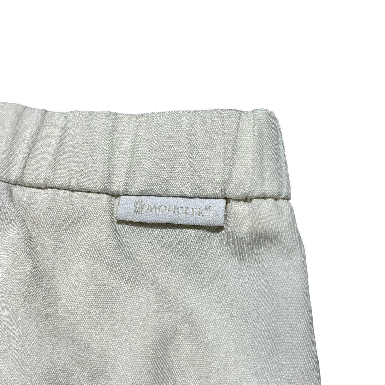 MONCLER(モンクレール) waist gathered shorts ウエスト ギャザー ハーフ パンツ ZIND1305759 42(XL程度) ホワイト