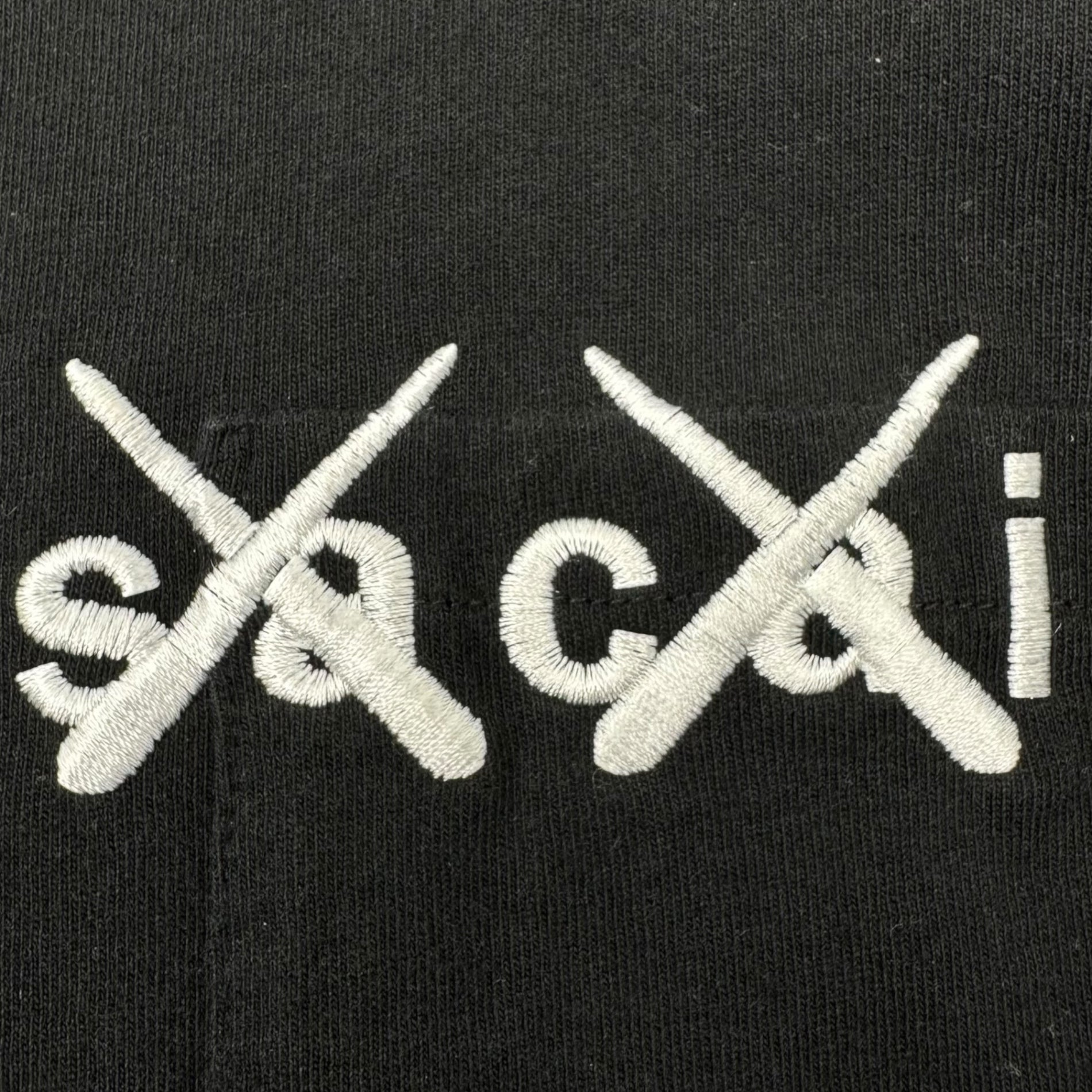 sacai×KAWS(サカイ×カウズ) 21AW Embroidery Long Sleeve ロゴ 刺繍 長袖 Tシャツ 21-0284S 3(L程度) ブラック カットソー