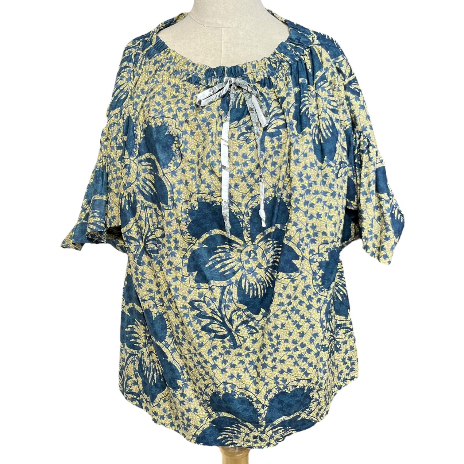 Vivienne Westwood RED LABEL(ヴィヴィアンウエストウッドレッドレーベル) Front ribbon allover pattern short sleeve blouse フロントリボン 総柄 半袖 ブラウス 16-12-801021 00 イエロー×ブルー