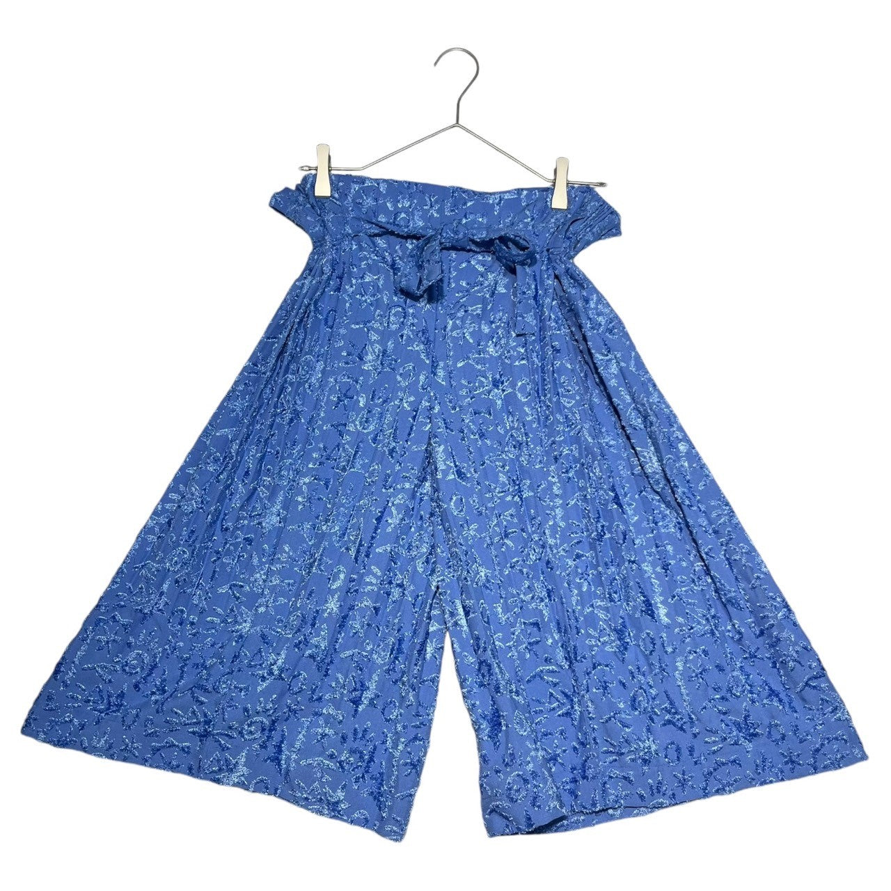 me ISSEY MIYAKE(ミーイッセイミヤケ) 18SS Fully embroidered pleated three-quarter length pants 総刺繍 プリーツ 7分丈 パンツ MI81FF442 FREE スカイブルー ハーフ ショート ショーツ
