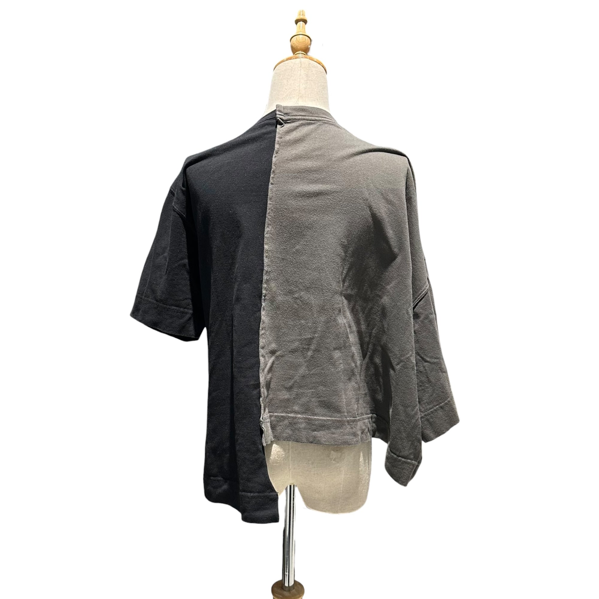 Vivienne Westwood RED LABEL(ヴィヴィアンウエストウッドレッドレーベル) Reconstructed Orb Print Short-Sleeve T-Shirt 再構築 オーブ プリント ショートレングス Tシャツ 17-12-341016 00 カーキ×ブラック 男性着用可能