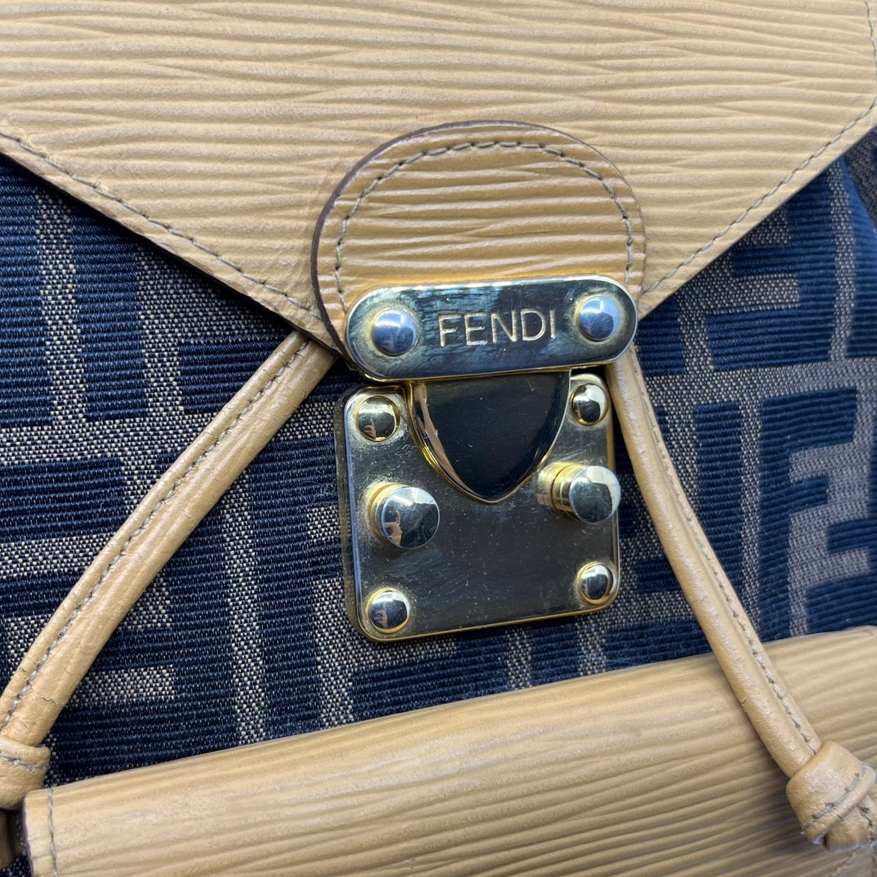 FENDI(フェンディ) ズッカ柄ハンドバッグ 091475306 ブラウン ストラップ欠品