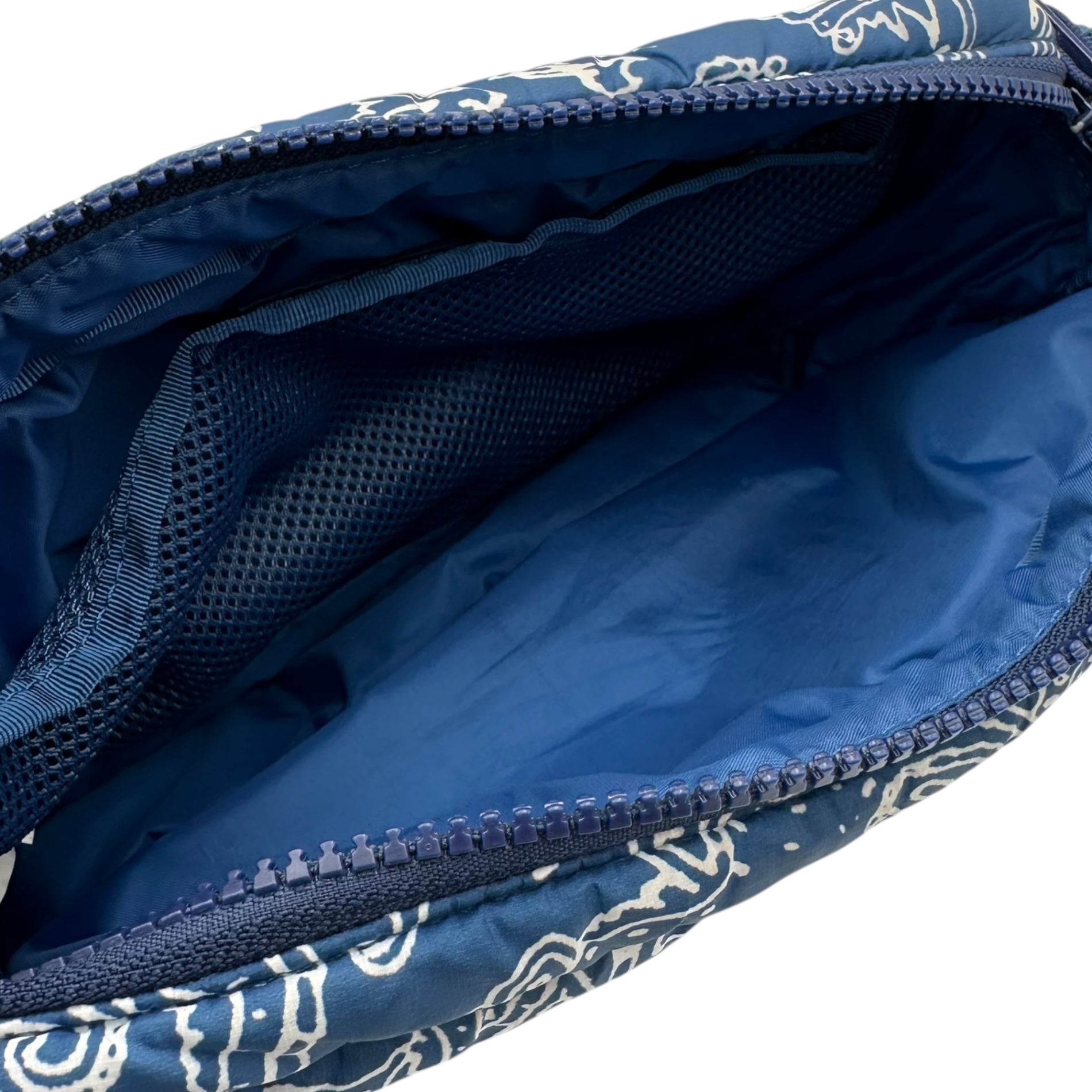 SUPREME(シュプリーム) 2022AW Puffer Side Bag バンダナ 中綿 ショルダー バッグ ネイビー