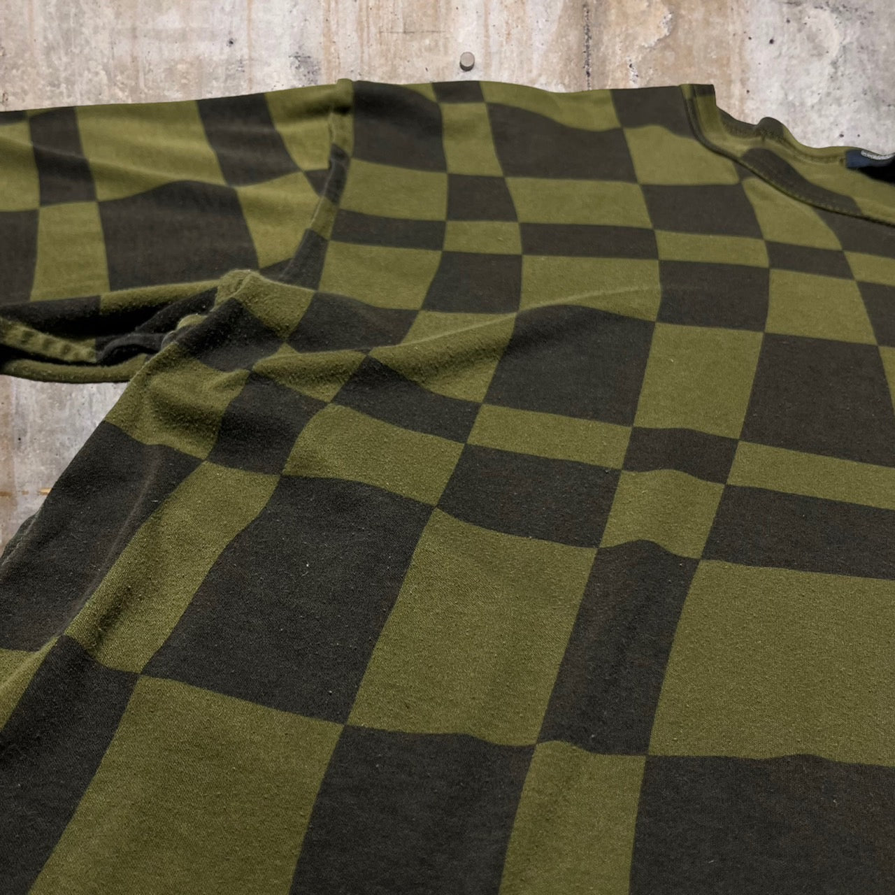 COMME des GARCONS HOMME(コムデギャルソンオム) 05SS変形チェッカーフラッグTシャツ HN-T010 M カーキ AD2004