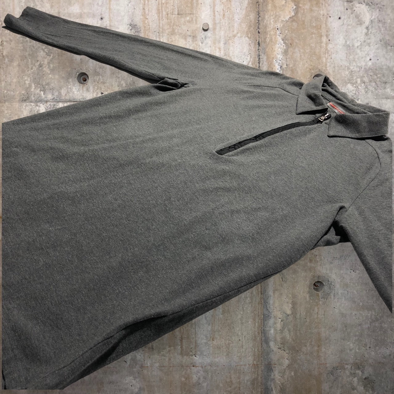 PRADA SPORT(プラダスポーツ) ハージジップバックポケットプルオーバー M グレー アーカイヴ