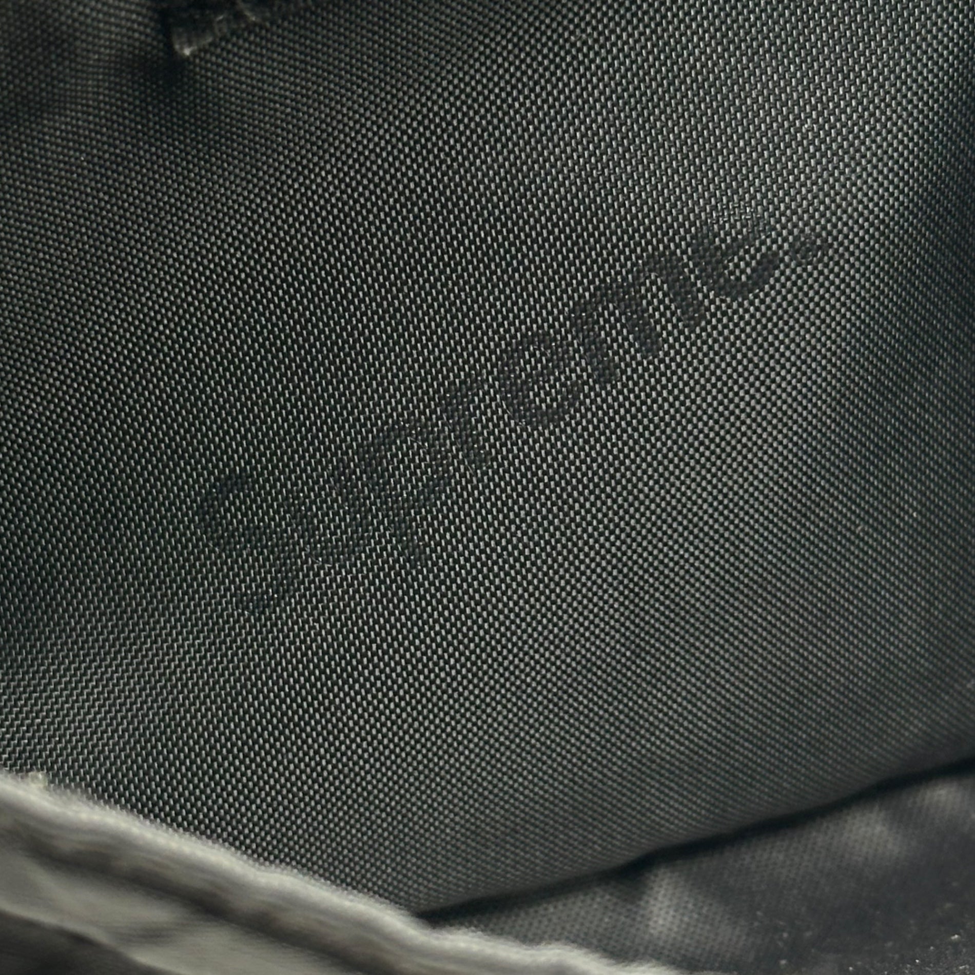 SUPREME(シュプリーム) 18FW Shoulder Bag ロゴ ショルダー バッグ ブラック