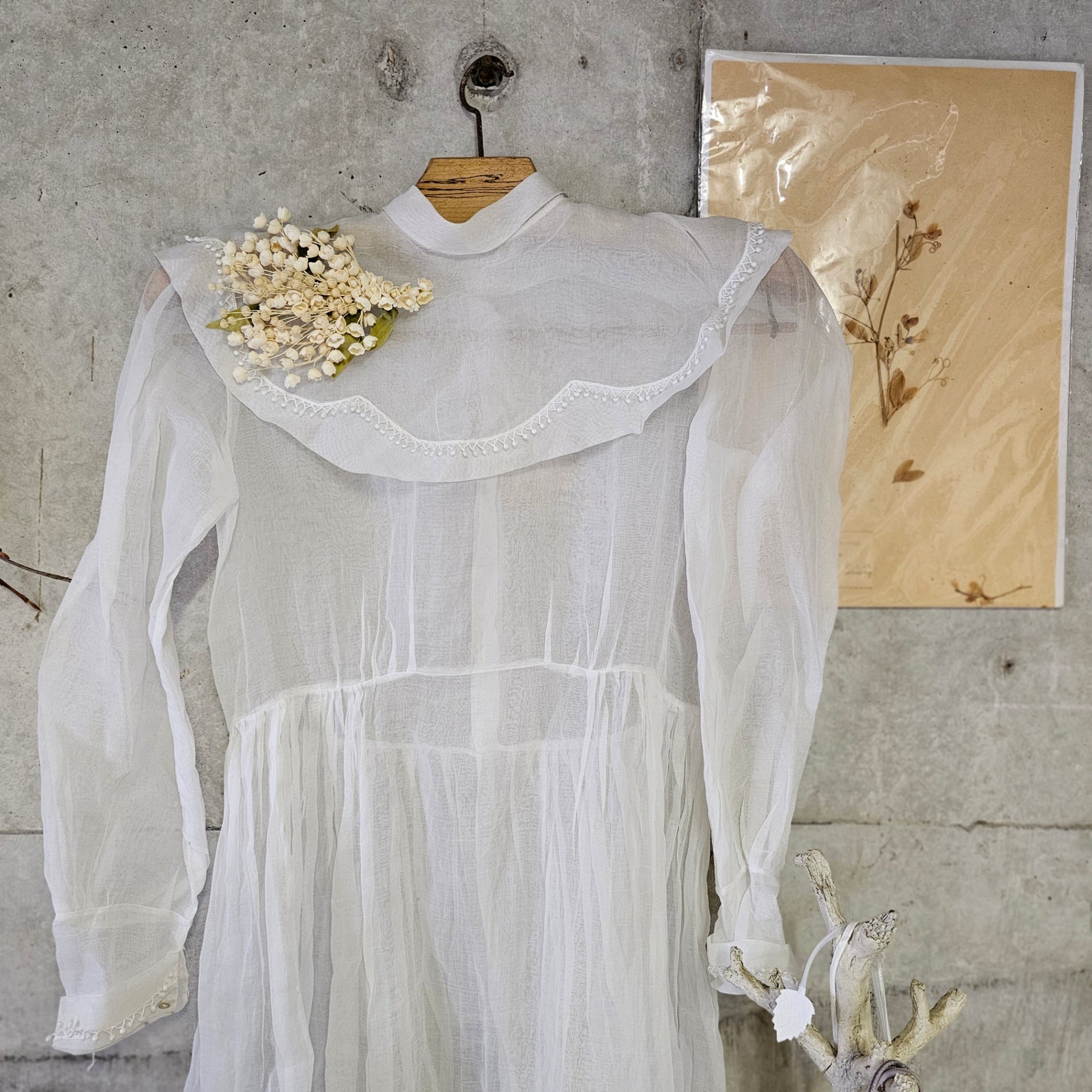 m.soeur(エムスール) スズランのブーケコサージュ 1395 ホワイト