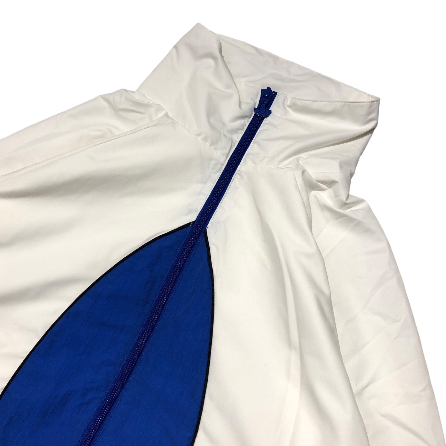 adidas originals(アディダスオリジナルス) ビッグ トレフォイル ウーブン トラックトップ GE0865 S ホワイト×ブルー×ベージュ