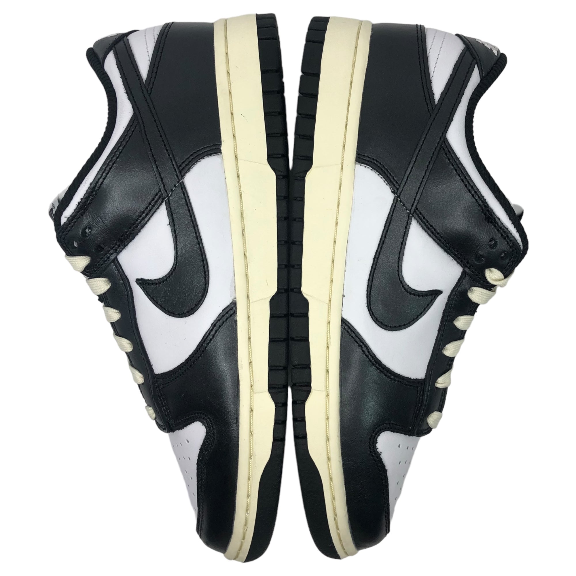 NIKE(ナイキ) WMNS Dunk Low PRM Vintage "Black and White/Panda" ダンク ロー ヴィンテージ パンダ FQ8899-100 25.5cm ブラック×ホワイト ローカット スニーカー