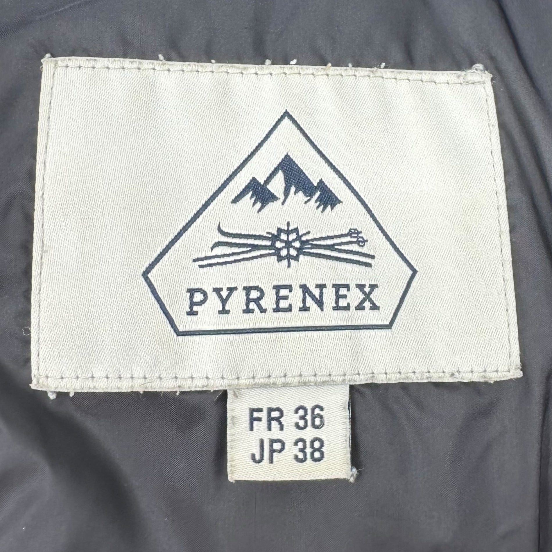 Pyrenex(ピレネックス) BARROW バロー ダウン コート HWK043 38(M程度) ブラック ジャケット
