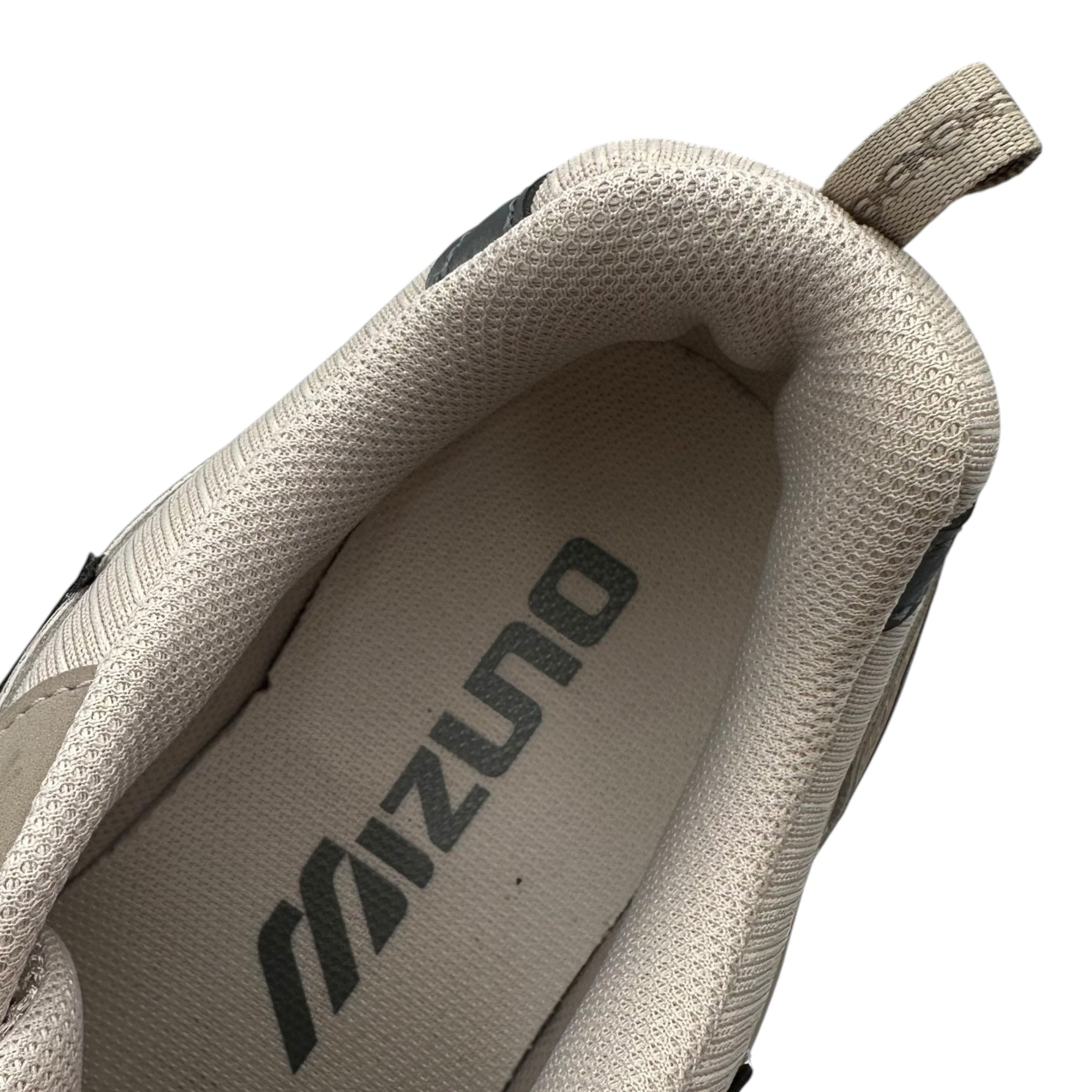 MIZUNO(ミズノ) MXR OG BEIGE/METALLIC GREY スニーカー D1GA246802 27cm ベージュ マキシマイザー