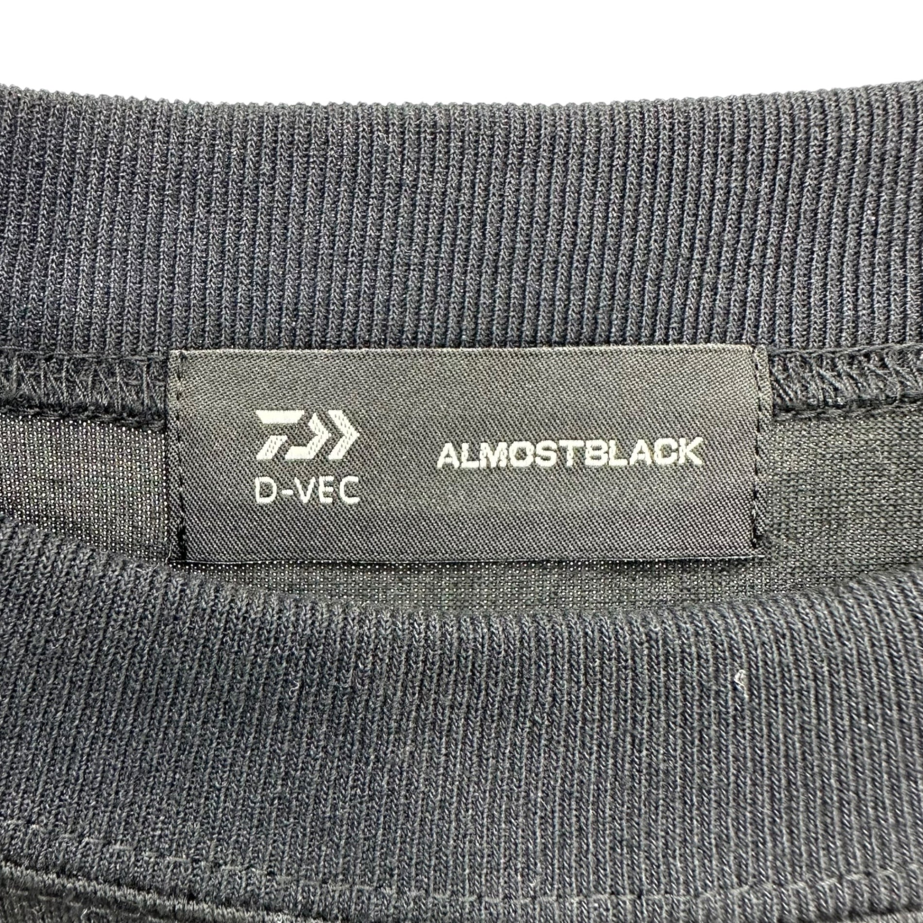 D-VEC×ALMOSTBLACK(ディーベック×オールモストブラック) COTTON POLYESTER LONG T-SHIRTS コットン ポリエステル ロング Tシャツ VF-20401039 3 ブラック ロンT コラボ