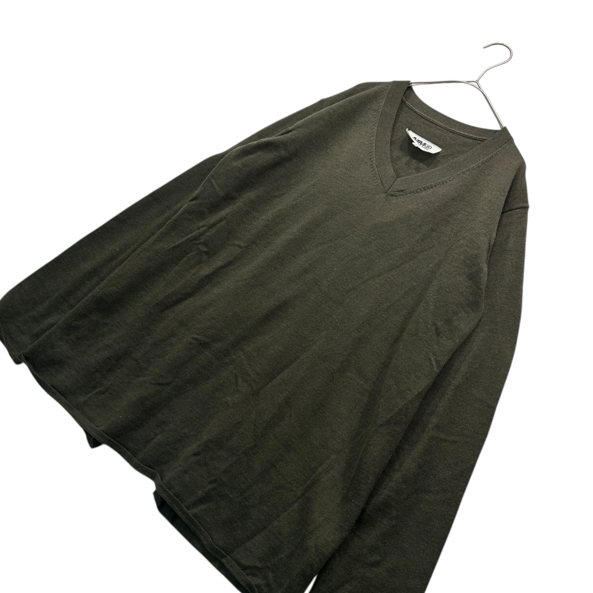 MM6 Maison Margiela(エムエムシックス) 15AW Back Slit V-Neck Low Gauge Knit バック スリット Vネック ローゲージ ニット S32CT0678 S15373 XL カーキ 男性着用可能サイズ