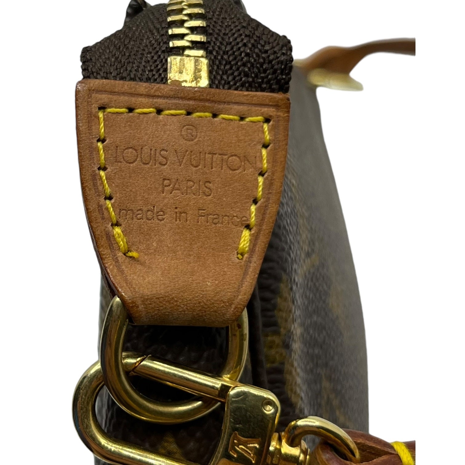 LOUIS VUITTON(ルイヴィトン) Pochette accessory ポシェット アクセソワール モノグラム AR0060 ブラウン ミニ ハンド ポーチ バッグ