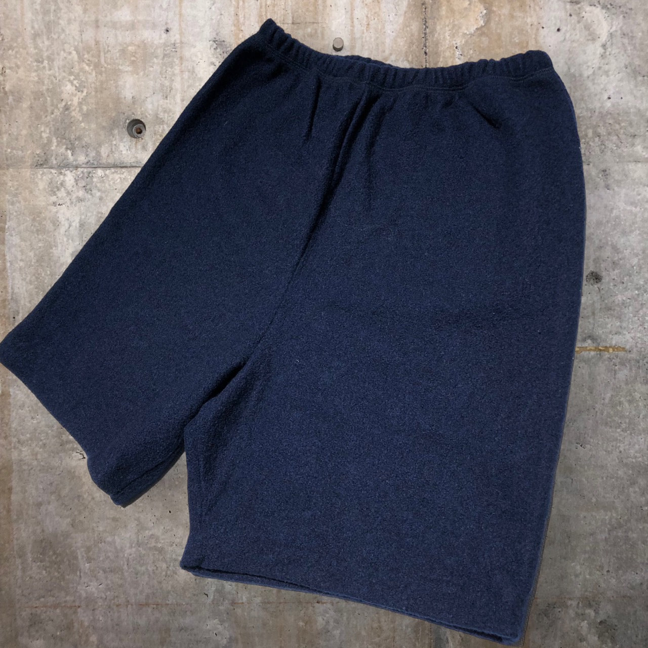 i.s. ISSEY MIYAKE(アイエス イッセイミヤケ) 90's back print wool short pants/ウールショートパンツ IS33-JF018 M ネイビー