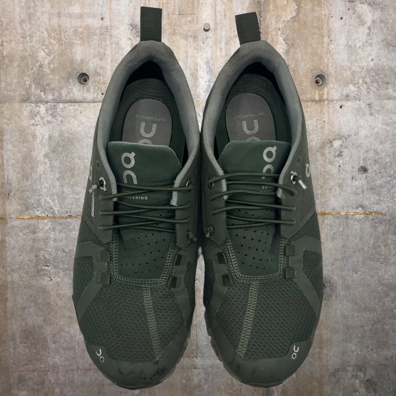 on(オン) Cloud Waterproof/ローカットスニーカー 26cm カーキ