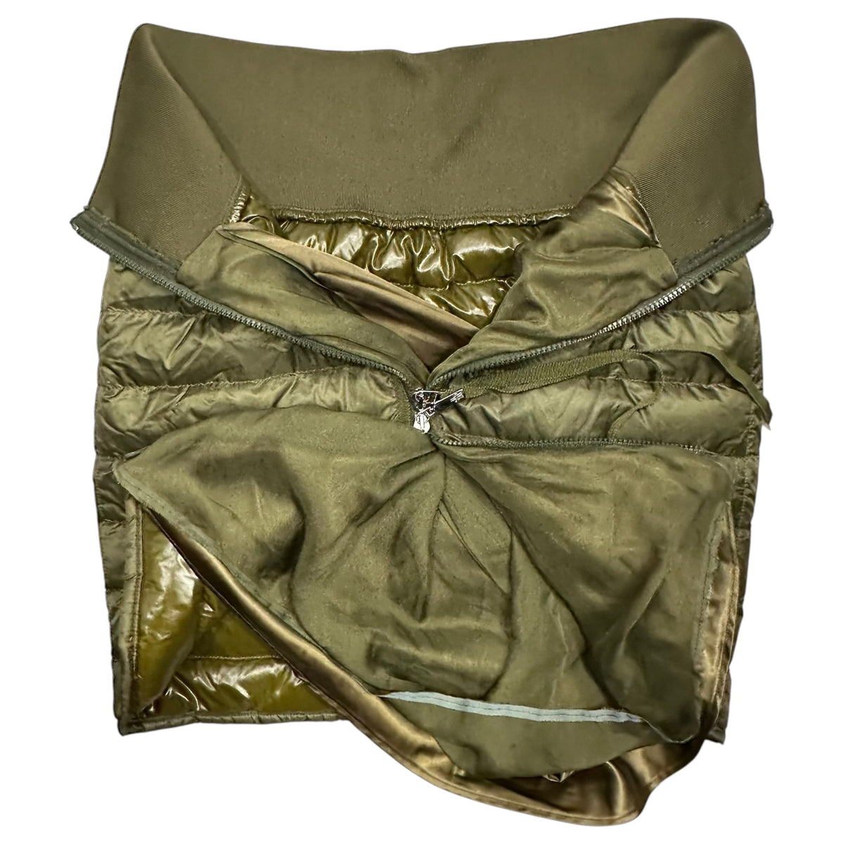 MONCLER(モンクレール) Suzuka-Design Layered Down Skirt スズカ デザイン レイヤード ダウン スカート 09/S 25372 50 44 カーキ