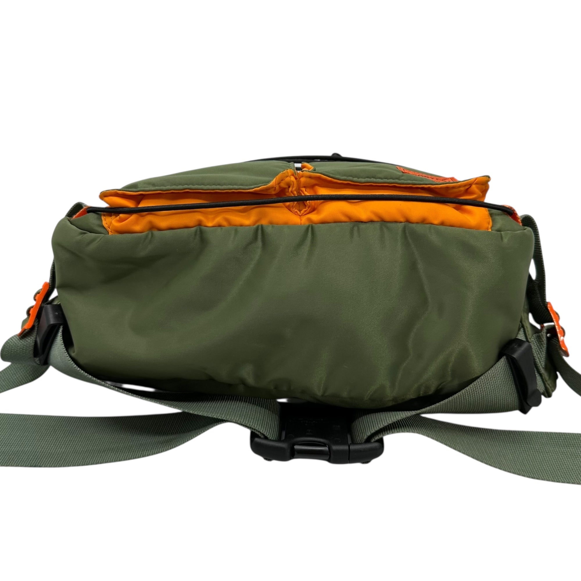 PORTER × BEAMS(ポーター × ビームス) BEAMS special order 35th TANKER shoulder pouch ビームス 別注 35周年 タンカー ショルダー ポーチ バッグ カーキ×オレンジ