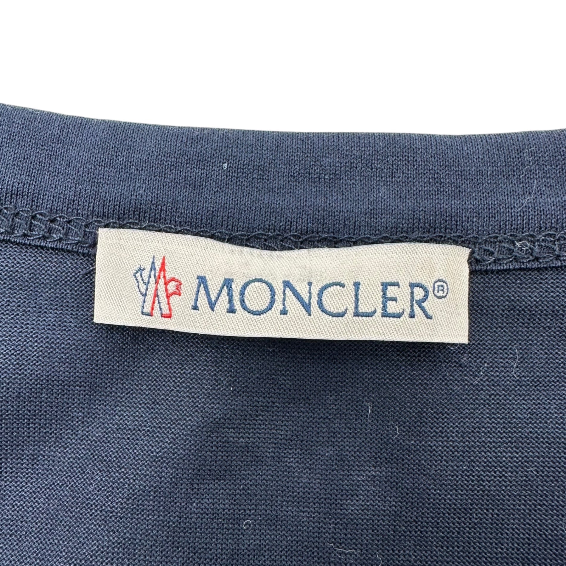 MONCLER(モンクレール) MONESTIER DE CLERMONT Rubber Logo Print T-Shirt ラバー ロゴ プリント Tシャツ G10918C7D910 M ネイビー ACROSS THE BOARD 半袖