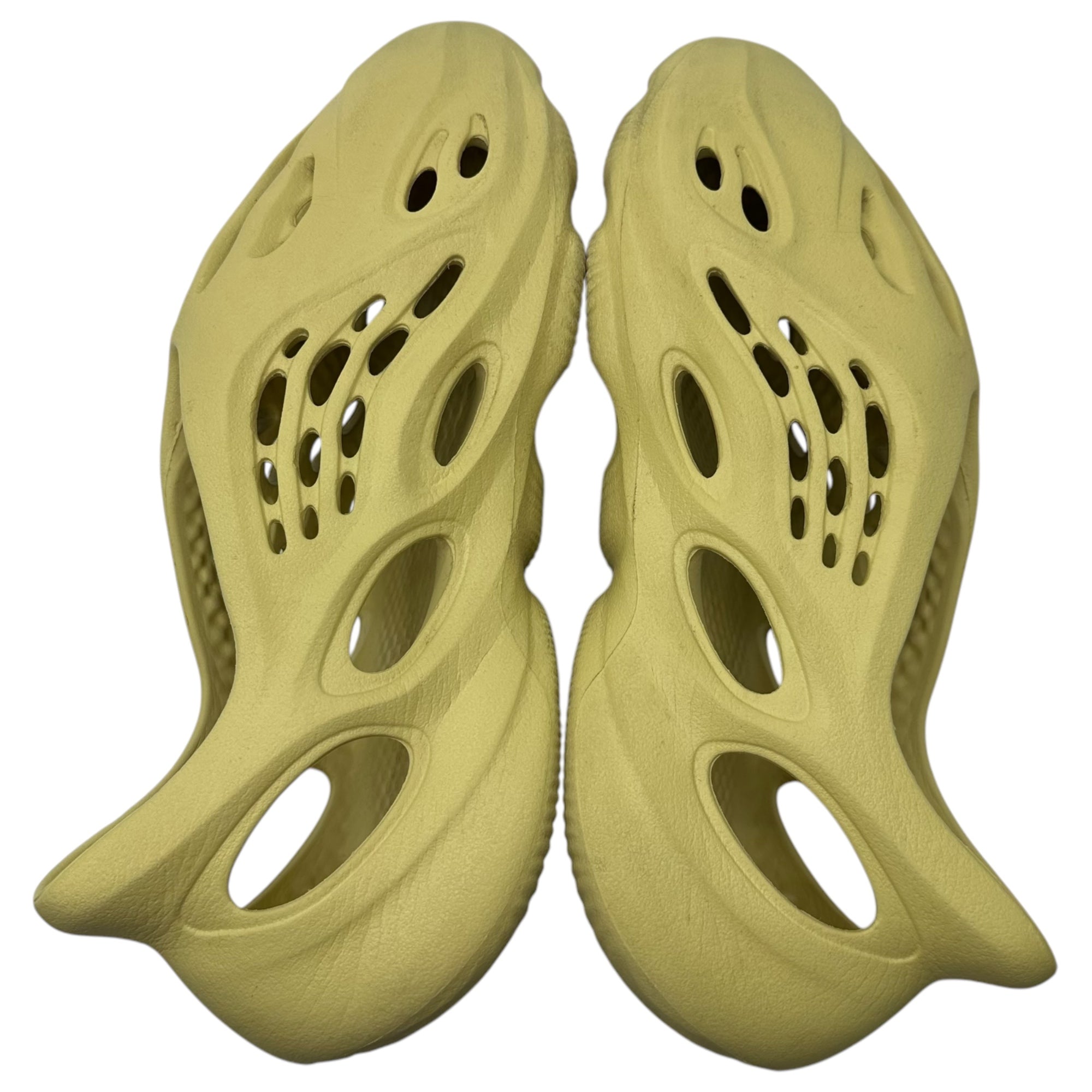 adidas(アディダス) Foam Runner Sulfur フォーム ランナー GV6775 US10(28cm程度) イエロー サンダル スニーカー