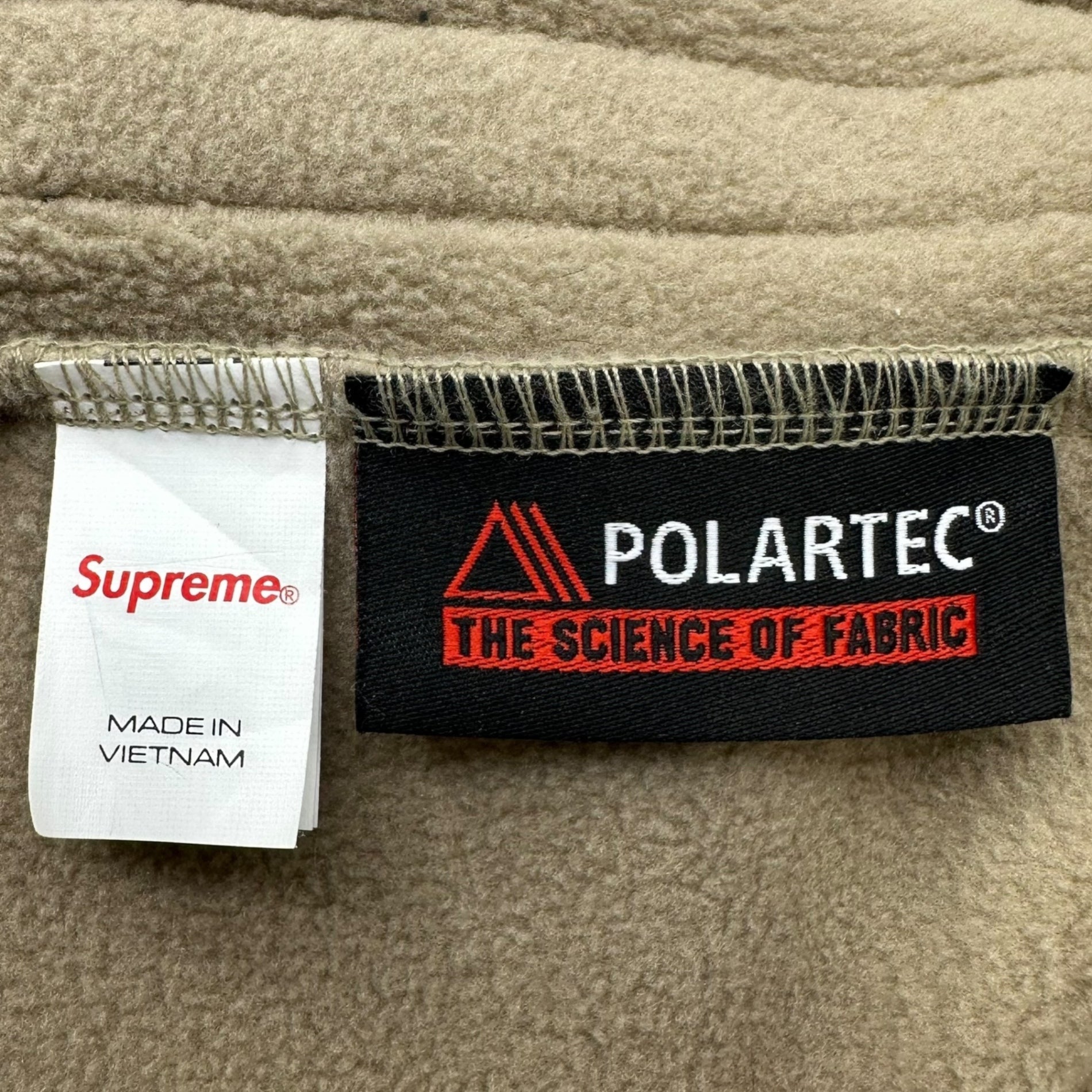 SUPREME(シュプリーム) 24AW Polartec Sling Bag ポーラーテック ショルダー バッグ ベージュ ボックス ロゴ サコッシュ 24FW