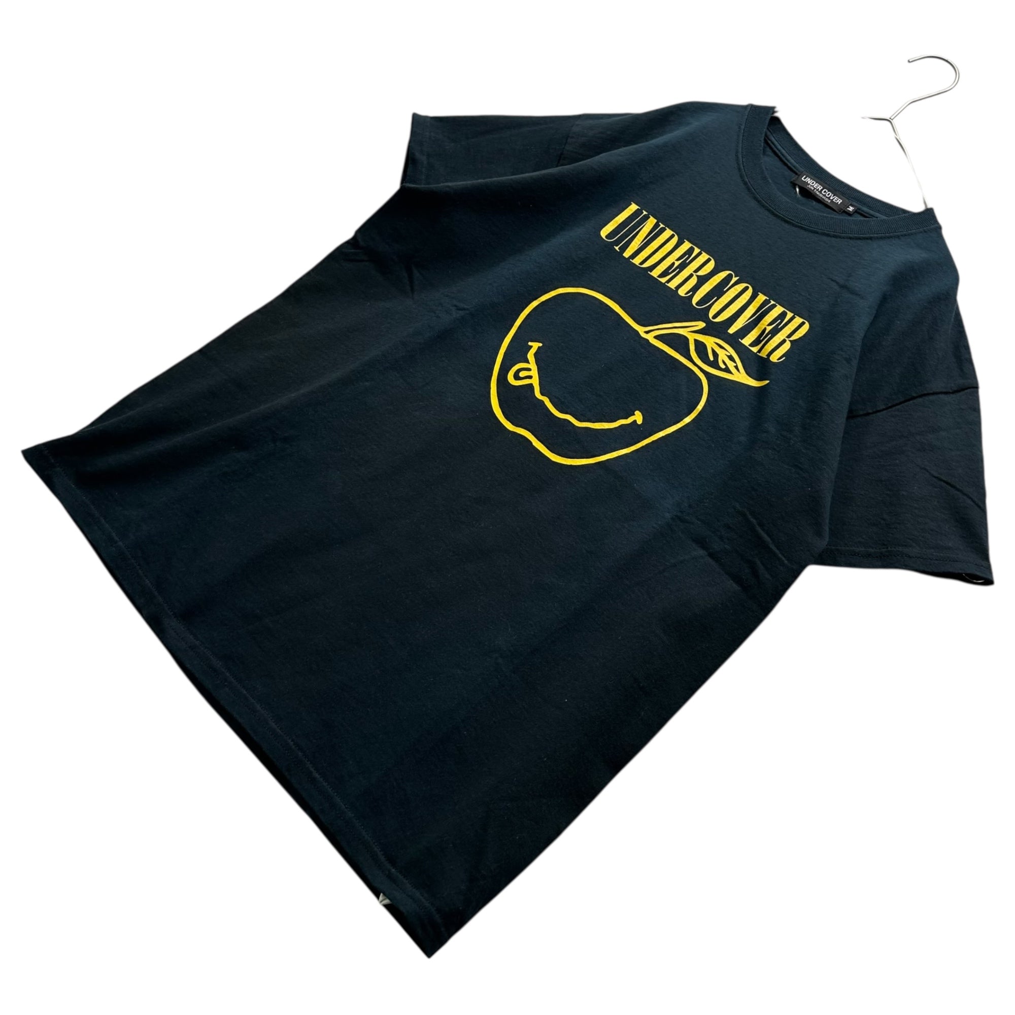UNDERCOVER(アンダーカバー) Smile Apple T-Shirt スマイル アップル Tシャツ M ダークネイビー×イエロー