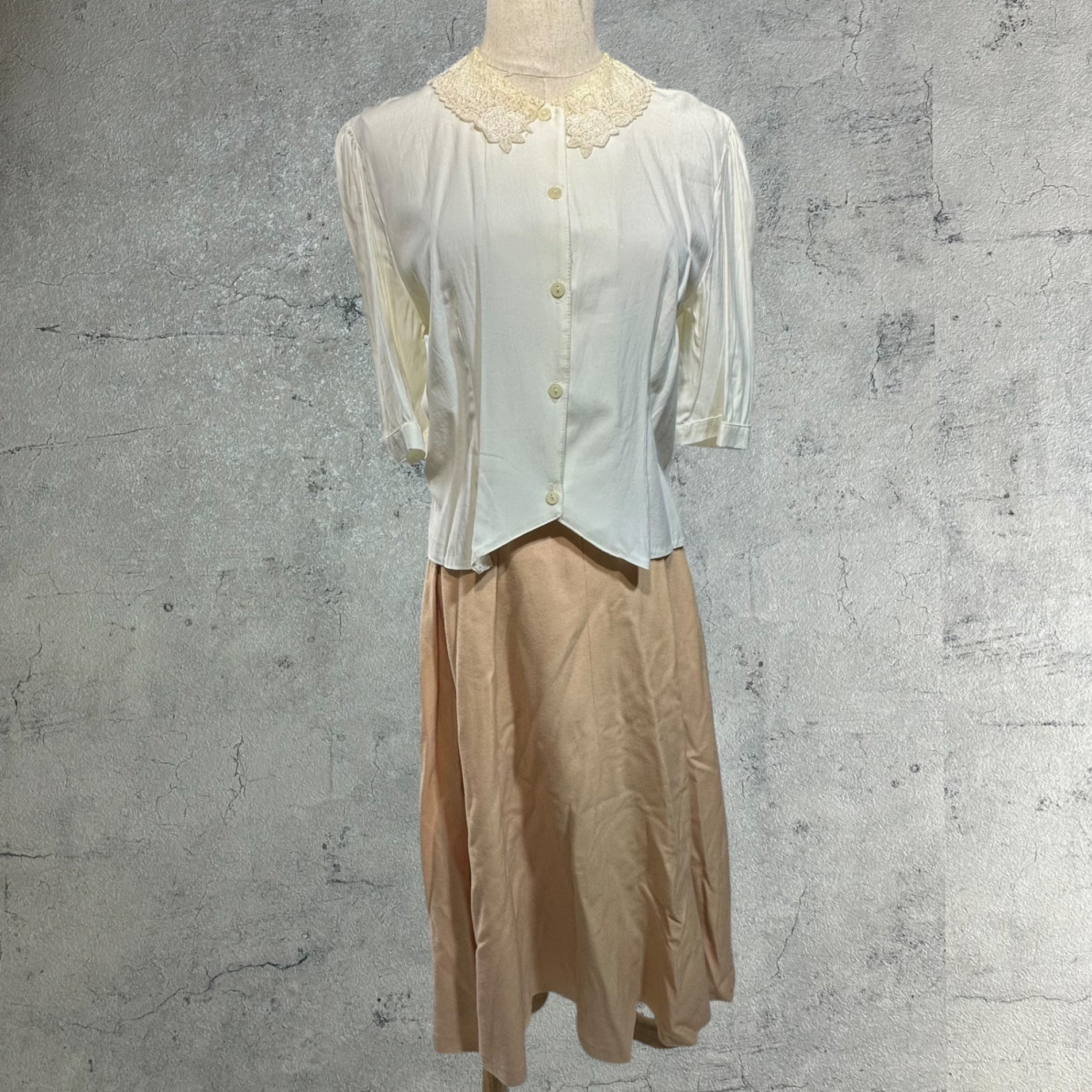 Euro vintage(ヨーロッパヴィンテージ) 50's~ beige_round collar with lace short sleeve blouse レース襟の半袖ブラウス 2(M~L程度) ベージュ