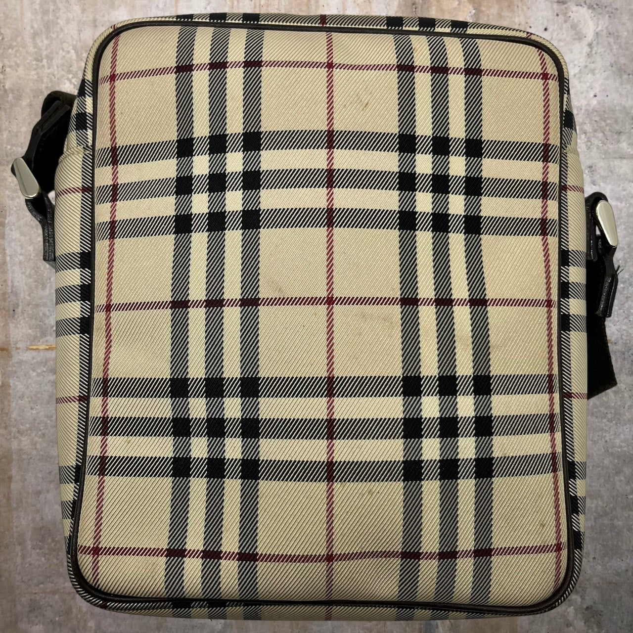 BURBERRY(バーバリー) ノヴァチェックショルダーバッグ/ショルダーポーチ ベージュ ロゴプレート/斜め掛け