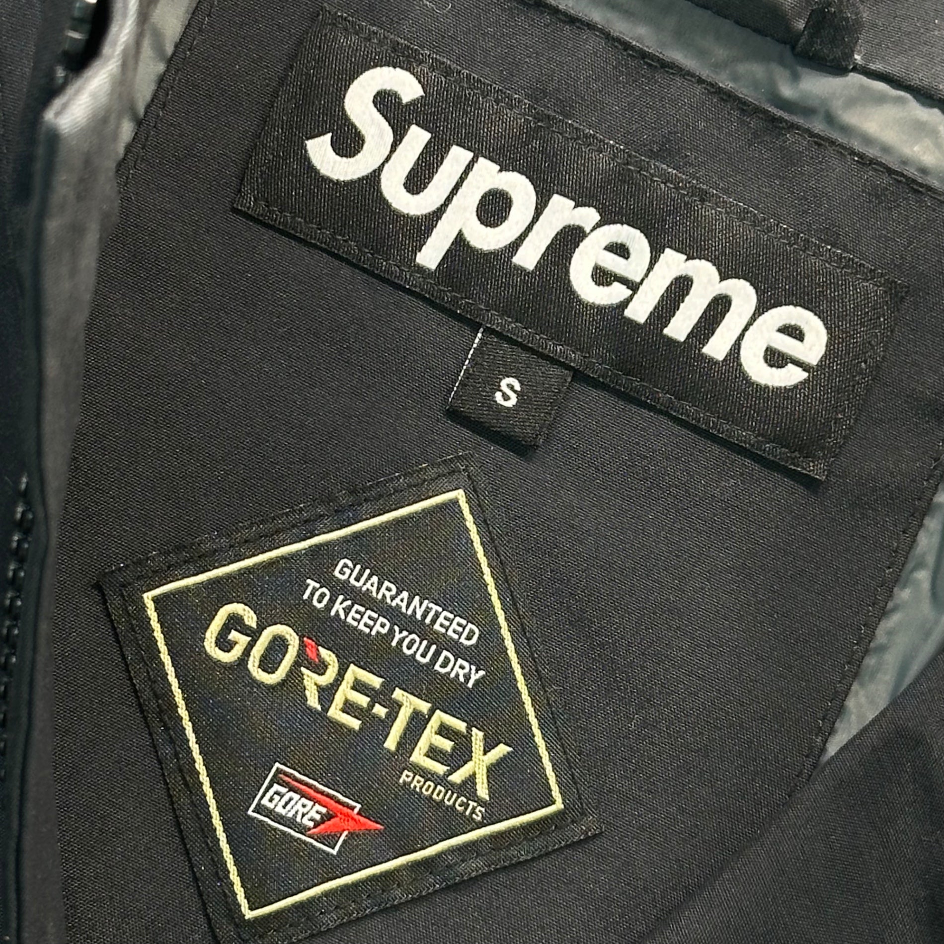 SUPREME(シュプリーム) 19SS GORE-TEX Court Jacket ゴアテックス コート ジャケット S ブラック ロゴ ナイロン トラック