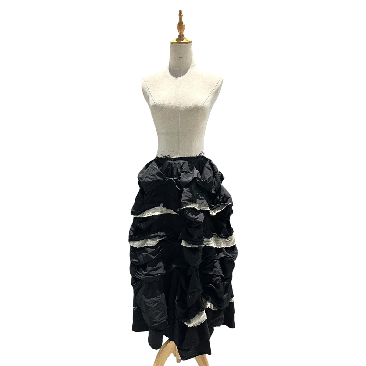 COMME des GARCONS COMME des GARCONS(コムデギャルソンコムデギャルソン) 2023SS Spiral Tiered Ruffled Skirt スパイラル ティアード フリル スカート RK-S014 M ブラック フレア カットオフ
