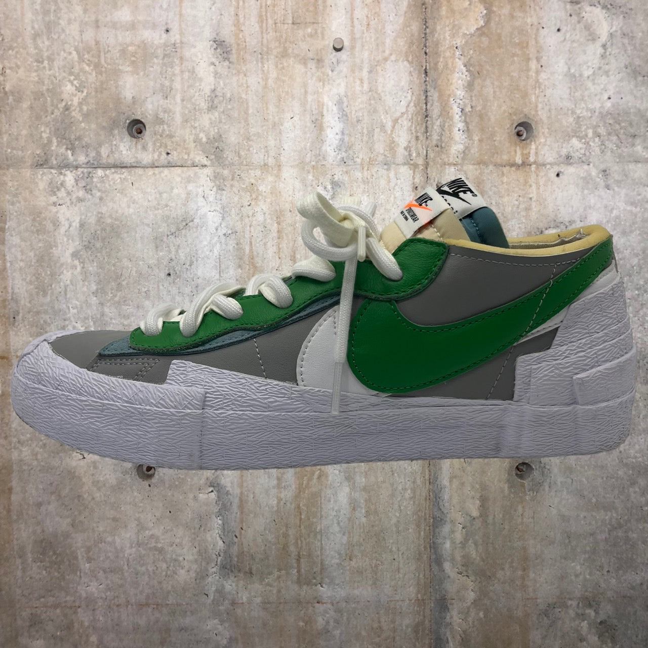 NIKE×SACAI(ナイキ×サカイ) BLAZER LOW /SACAI DD1877-001 27cm ホワイト 箱付