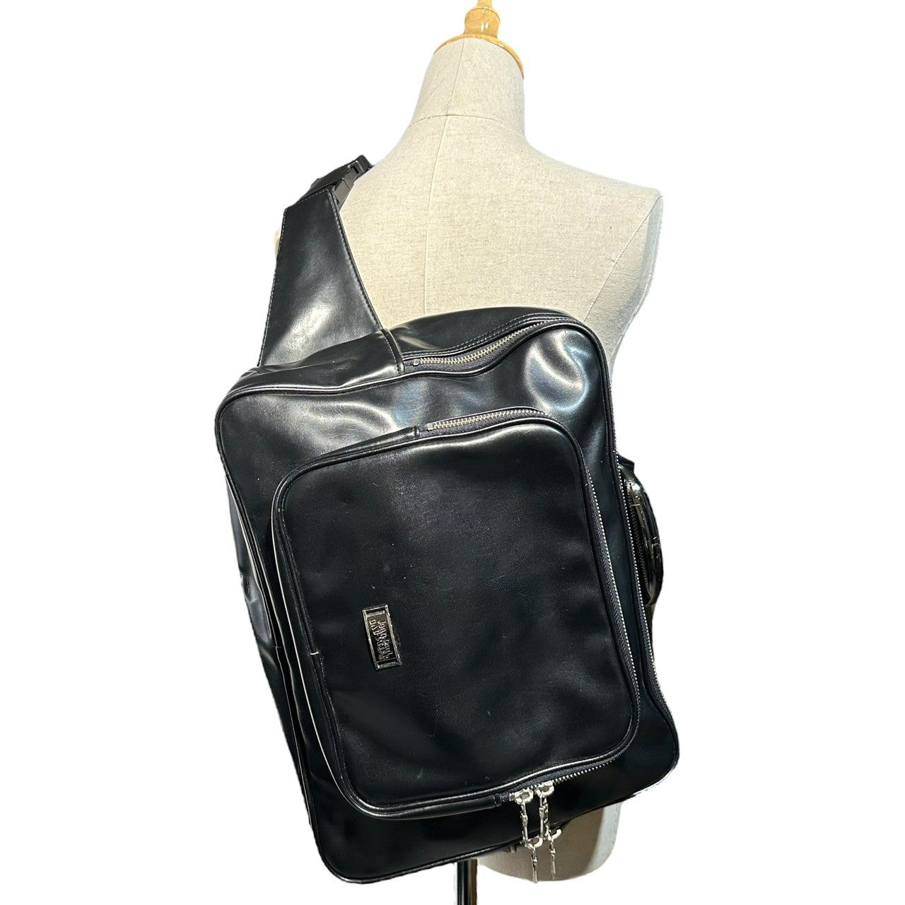 Jean Paul GAULTIER HOMME(ジャンポールゴルチエオム) 90's ~ 00's Archive Enamel Shoulder Bag アーカイブ エナメル ワン ショルダー バッグ ブラック ボディ 斜め掛け ハンド