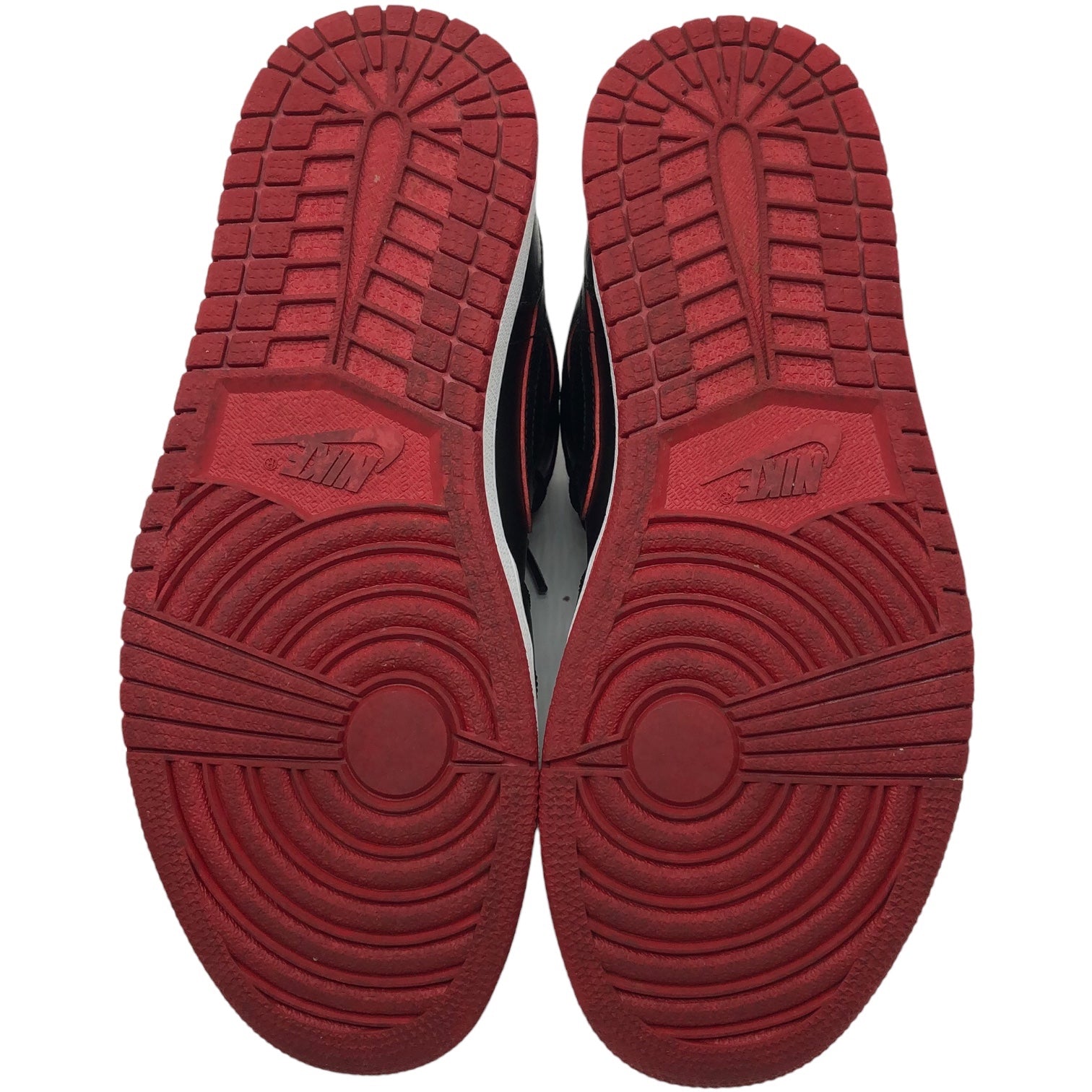 NIKE(ナイキ) AIR JORDAN 1 MID エア ジョーダン 1 ミッド 554724-028 8(26cm) ブラック×レッド