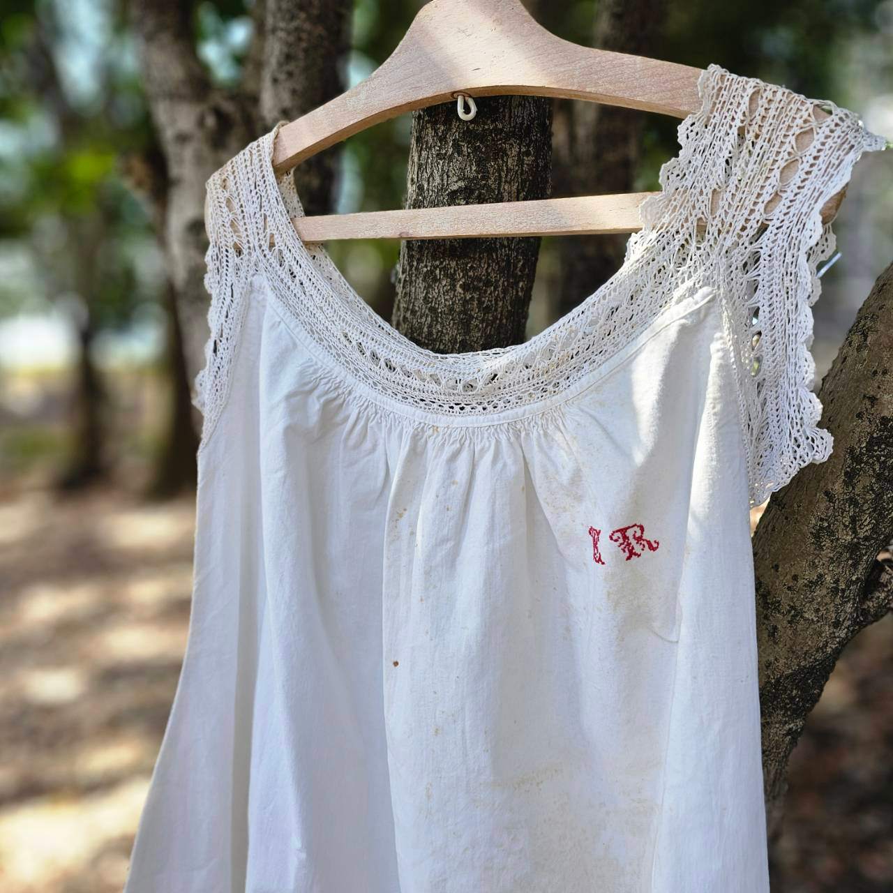 Euro Vintage(ヨーロッパヴィンテージ) Chores_crochet lace cotton cami dress/クロシェレースのコットンキャミワンピース 表記なし(Mサイズ程度) ホワイト ネーム刺繍「E R」