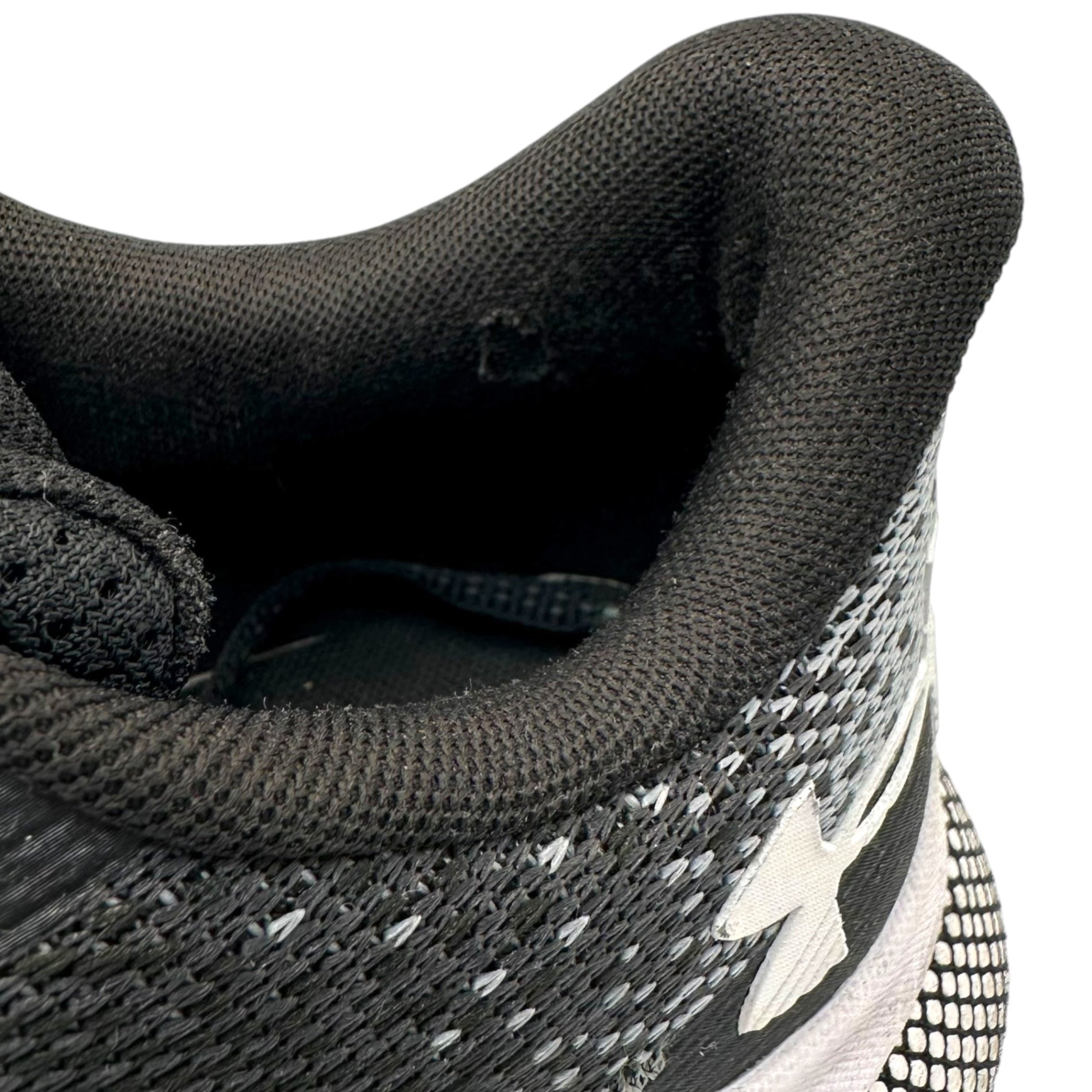 UNDER ARMOUR(アンダーアーマー) UA Hover Turbulence 2 Running Shoes ホバー タービュランス ランニング シューズ スニーカー 3026876-001 27cm ブラック×ホワイト