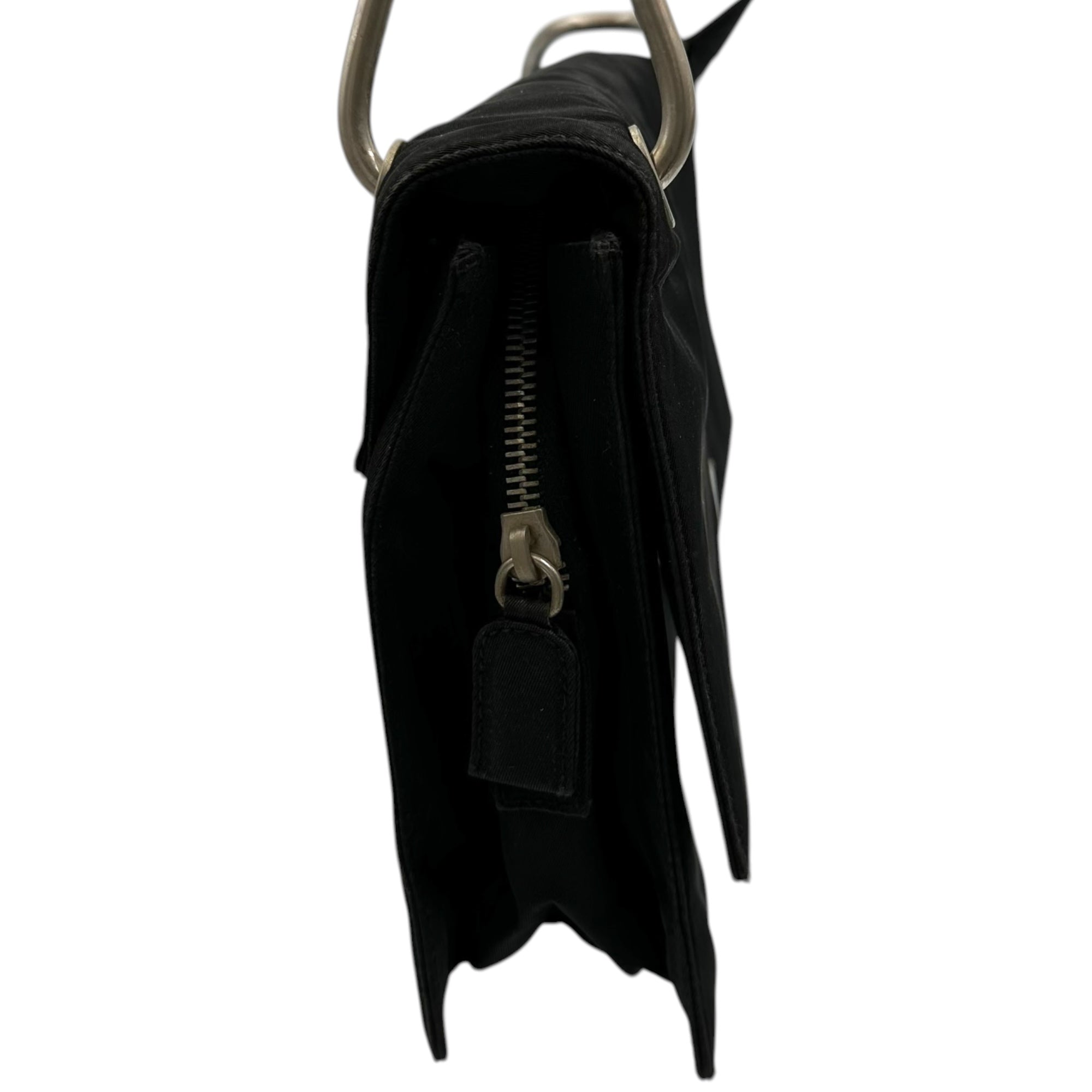 PRADA(プラダ) Nylon One-Shoulder Bag ナイロン ワンショルダー バッグ ブラック スクエア 金具 ロゴ