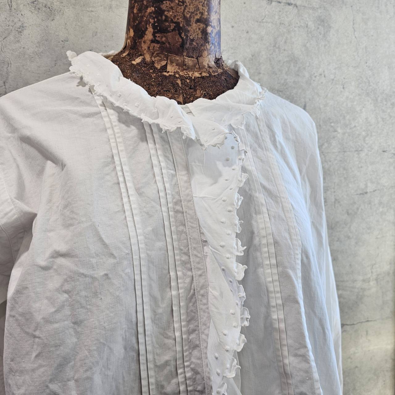 Euro Vintage(ヨーロッパヴィンテージ) Grain_20's ~french cotton clooney lace gathered blouse/フレンチコットン刺繍ギャザーブラウス 表記なし(Lサイズ程度) ホワイト