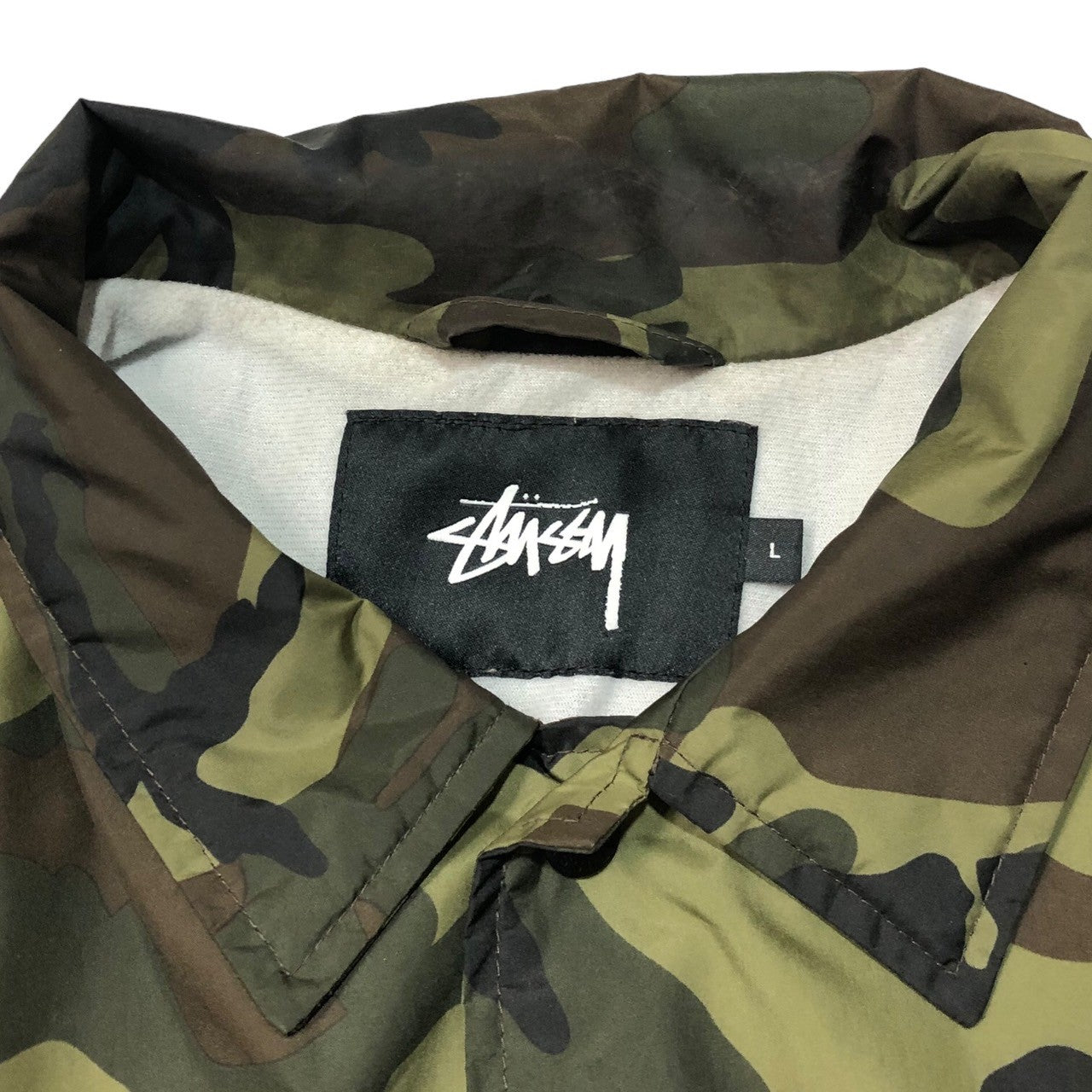 STUSSY(ステューシー) Stock logo camouflage coach jacket ストック ロゴ カモフラ コーチジャケット L カーキ