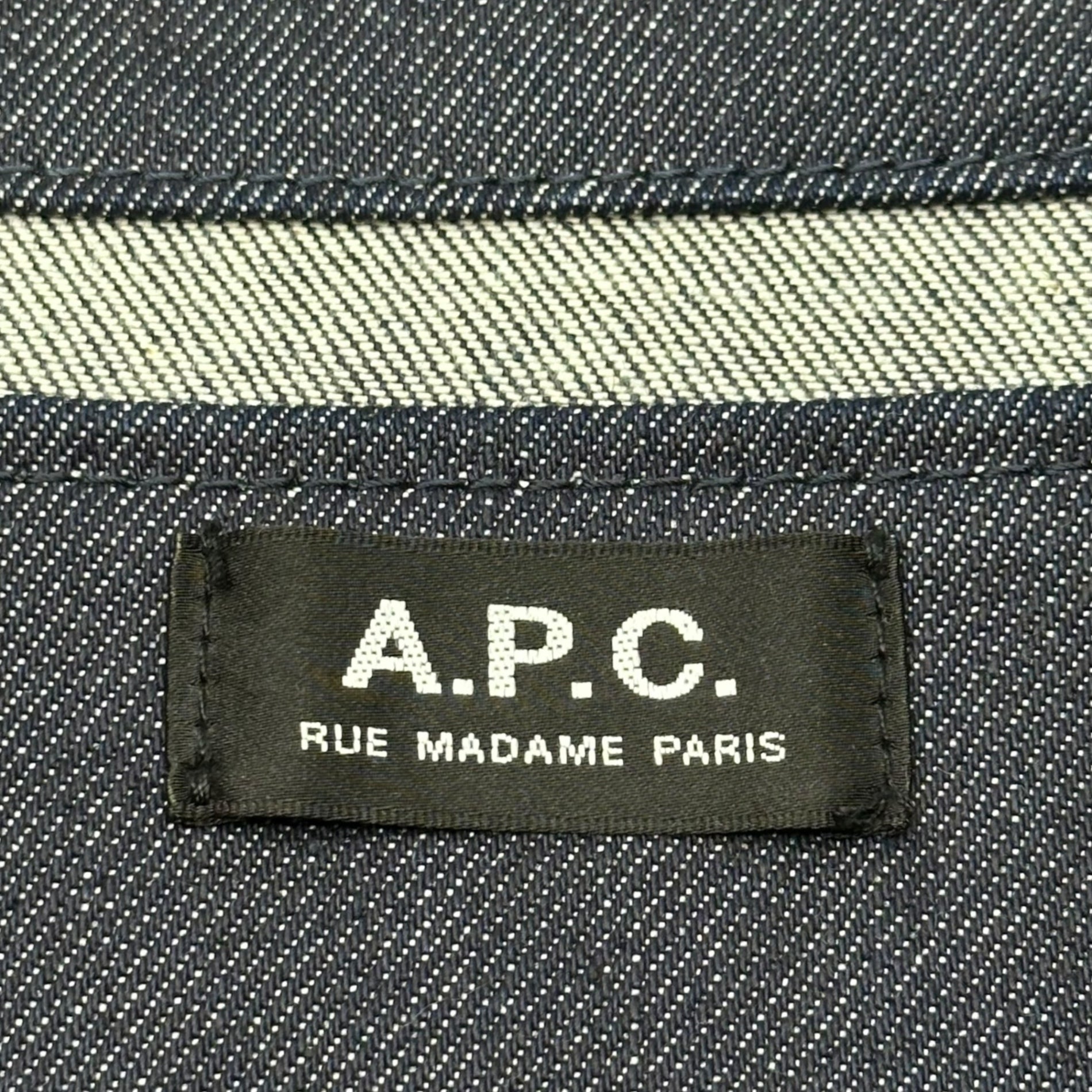 A.P.C.(アーペーセー) Inverted A logo denim tote bag 逆さ A ロゴ デニム トート バッグ インディゴ×ホワイト