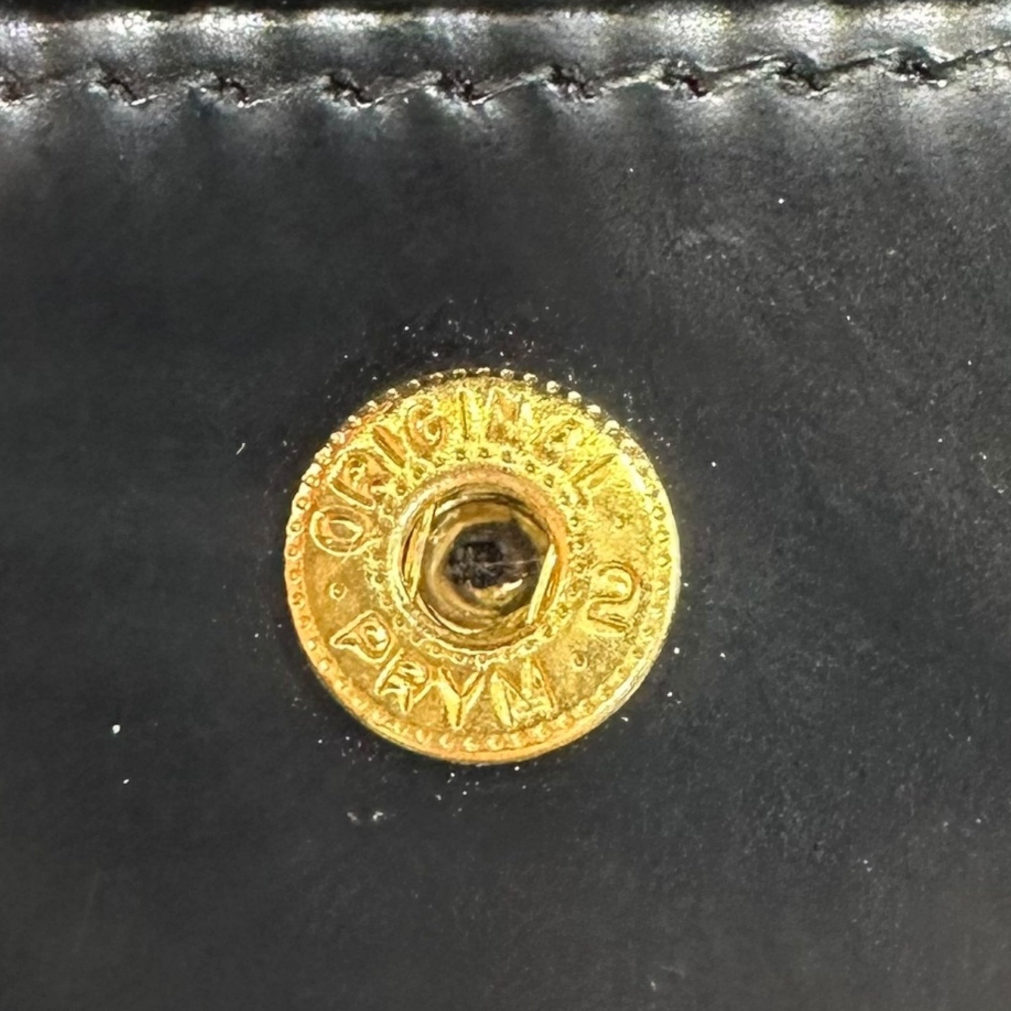 Wallet COMME des GARCONS(ウォレットコムデギャルソン) DOT EMBOSSED WALLET ドット エンボスド ウォレット コンパクト 二つ折り 財布 ブラック