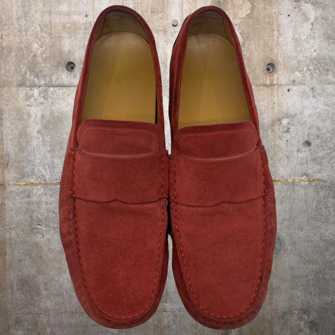 GUCCI(グッチ) スウェードドライビングローファー 表記なし(27cm程度) レッド