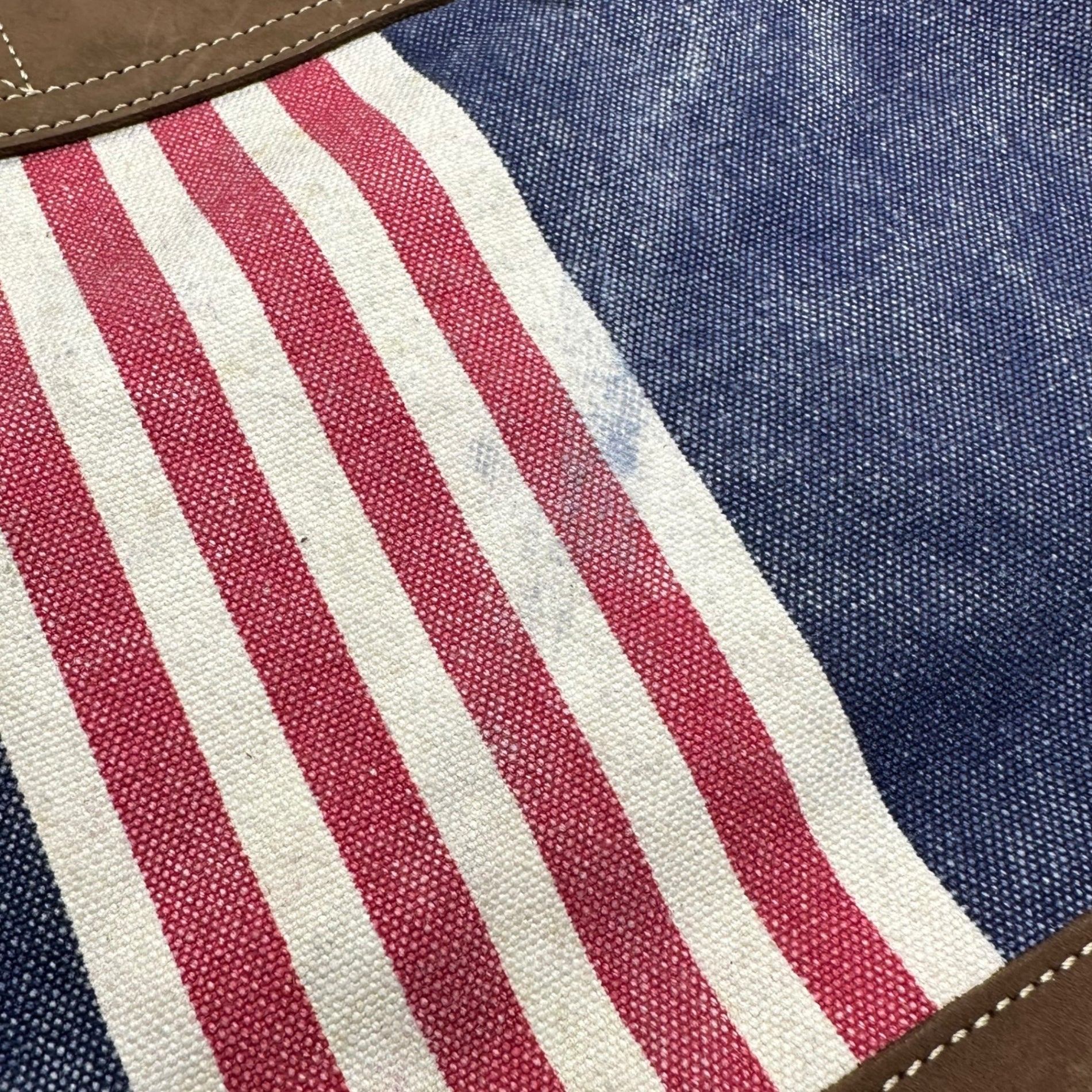 ARMANI JEANS(アルマーニジーンズ) Flag Motif Canvas Leather Tote Bag アメリカ国旗 モチーフ キャンバス レザー トート バッグ ネイビー×ブラウン