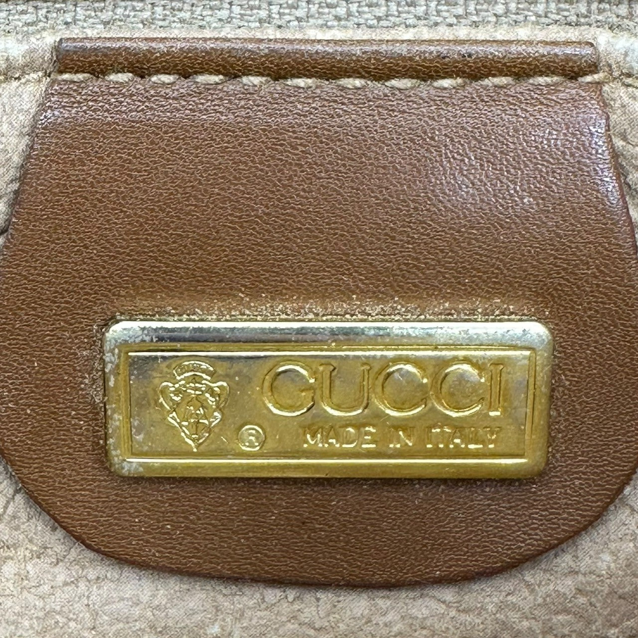 GUCCI(グッチ) Vintage GG logo flap shoulder bag ヴィンテージ GGロゴ フラップ ショルダー バッグ 007・261・0081 ブラウン×ベージュ